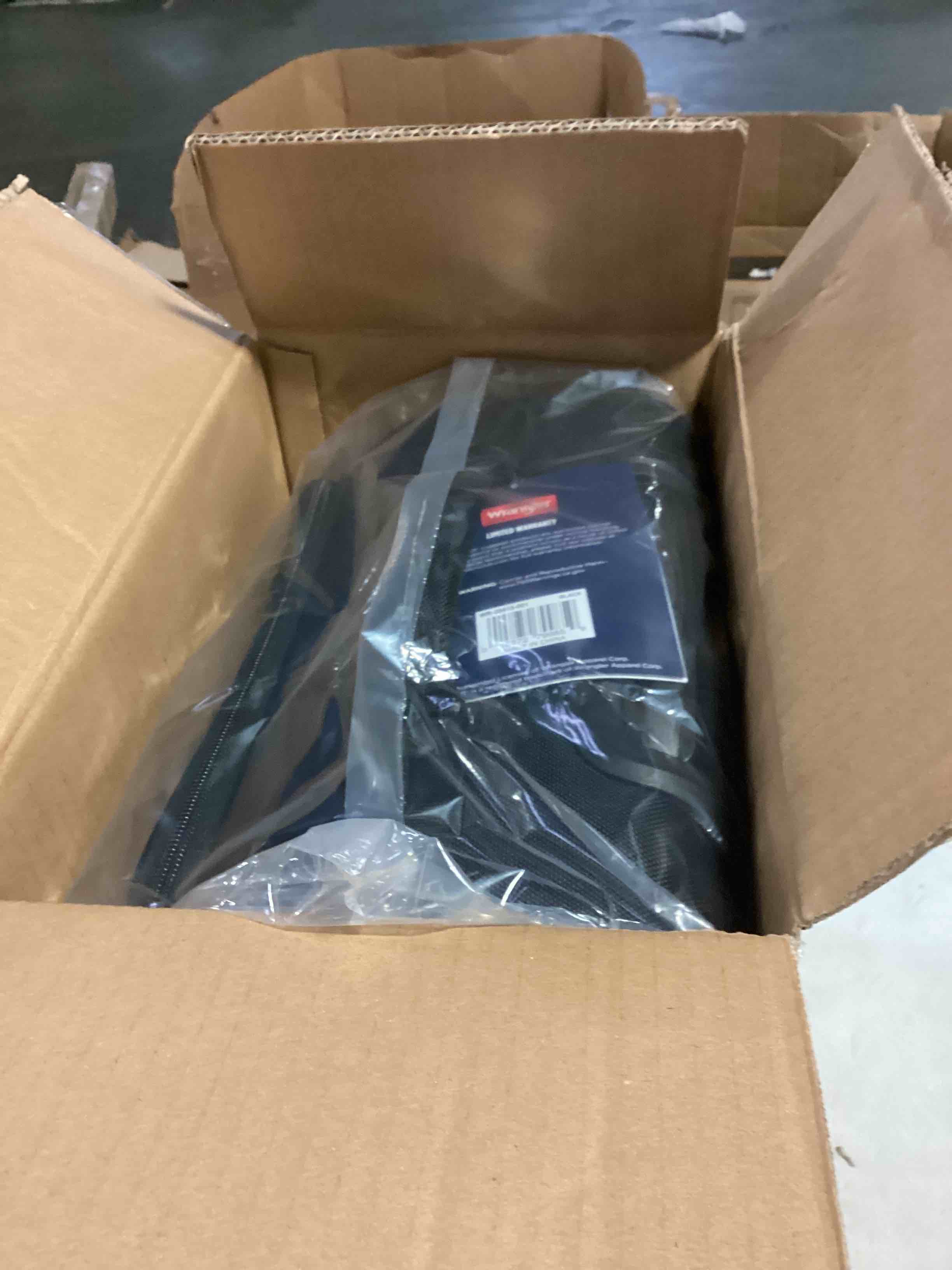https://s3.amazonaws.com/lotting-images-prod/bidfta/YEL5653341_1700248059212.jpeg