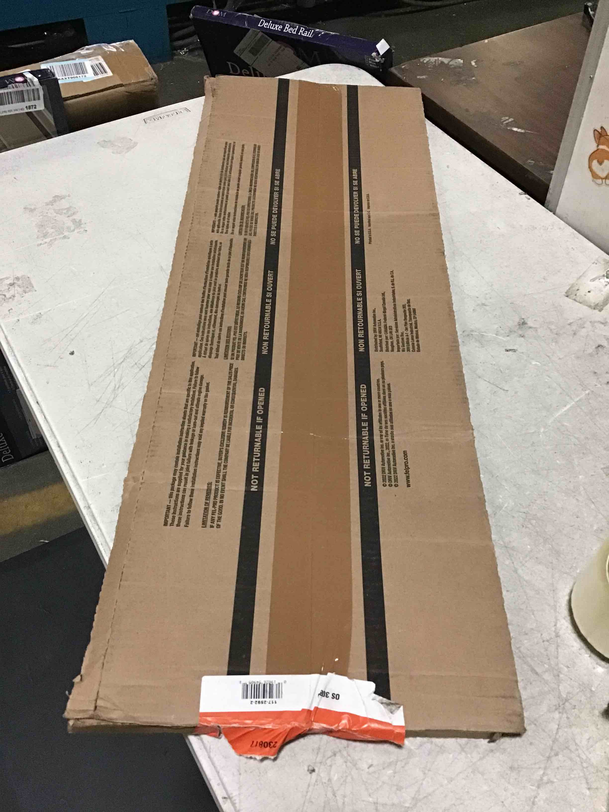 https://s3.amazonaws.com/lotting-images-prod/bidfta/YEL5654120_1700055742365.jpeg