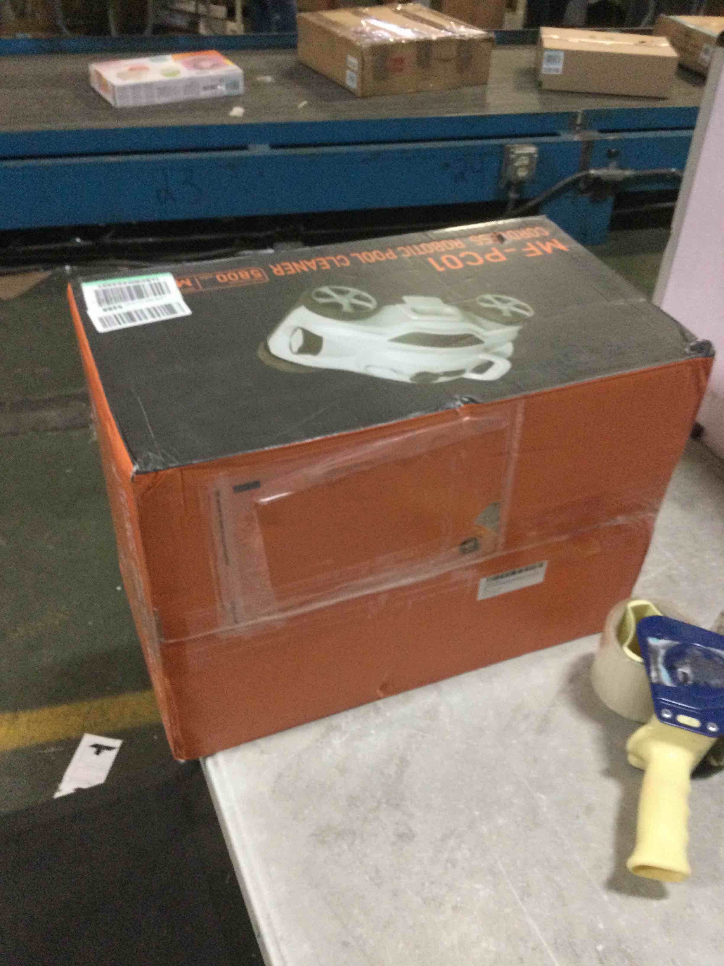 https://s3.amazonaws.com/lotting-images-prod/bidfta/YEL5654409_1700230324232.jpeg