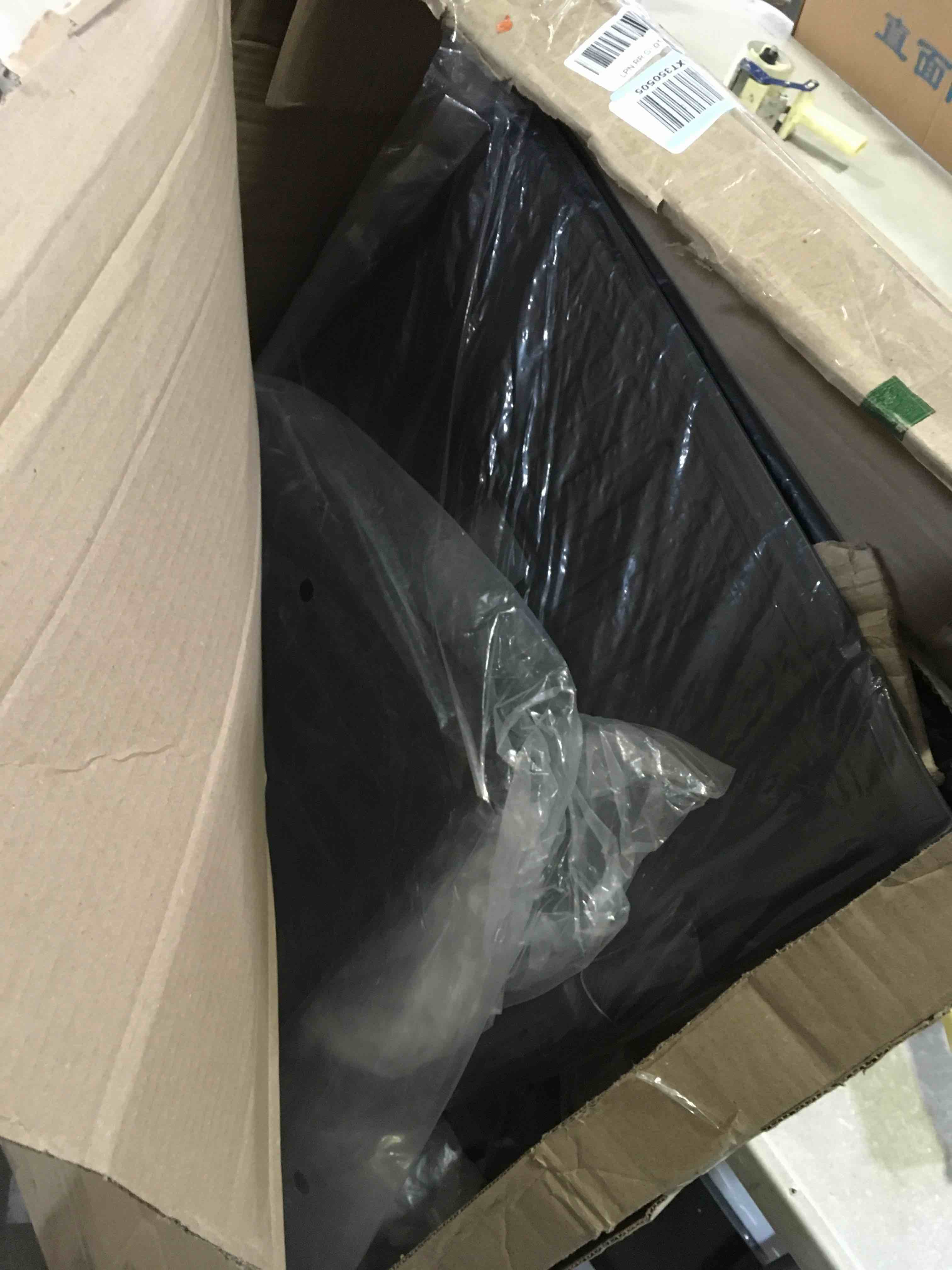 https://s3.amazonaws.com/lotting-images-prod/bidfta/YEL5655262_1700859727990.jpeg