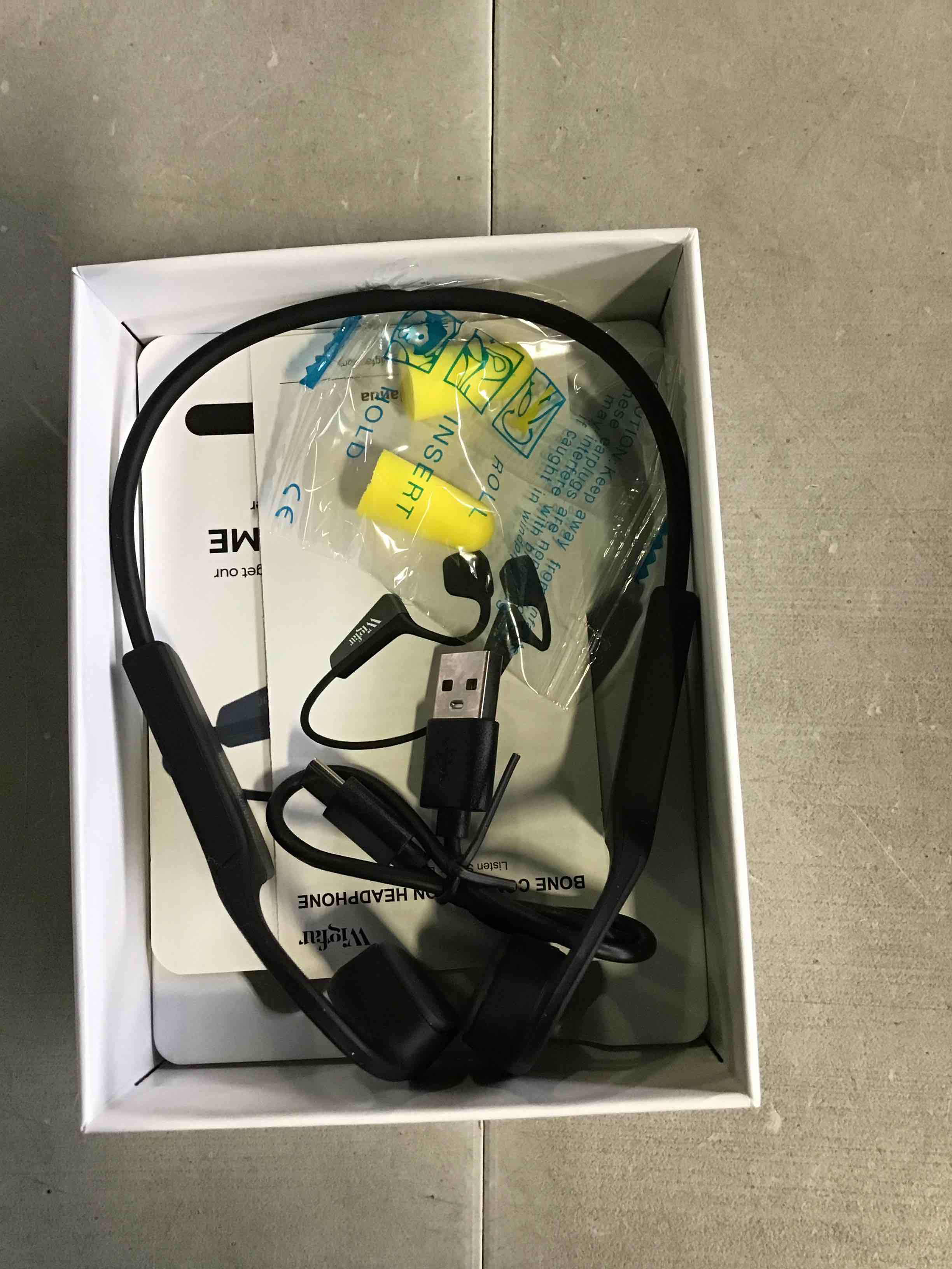 https://s3.amazonaws.com/lotting-images-prod/bidfta/YEL5656842_1701706516771.jpeg