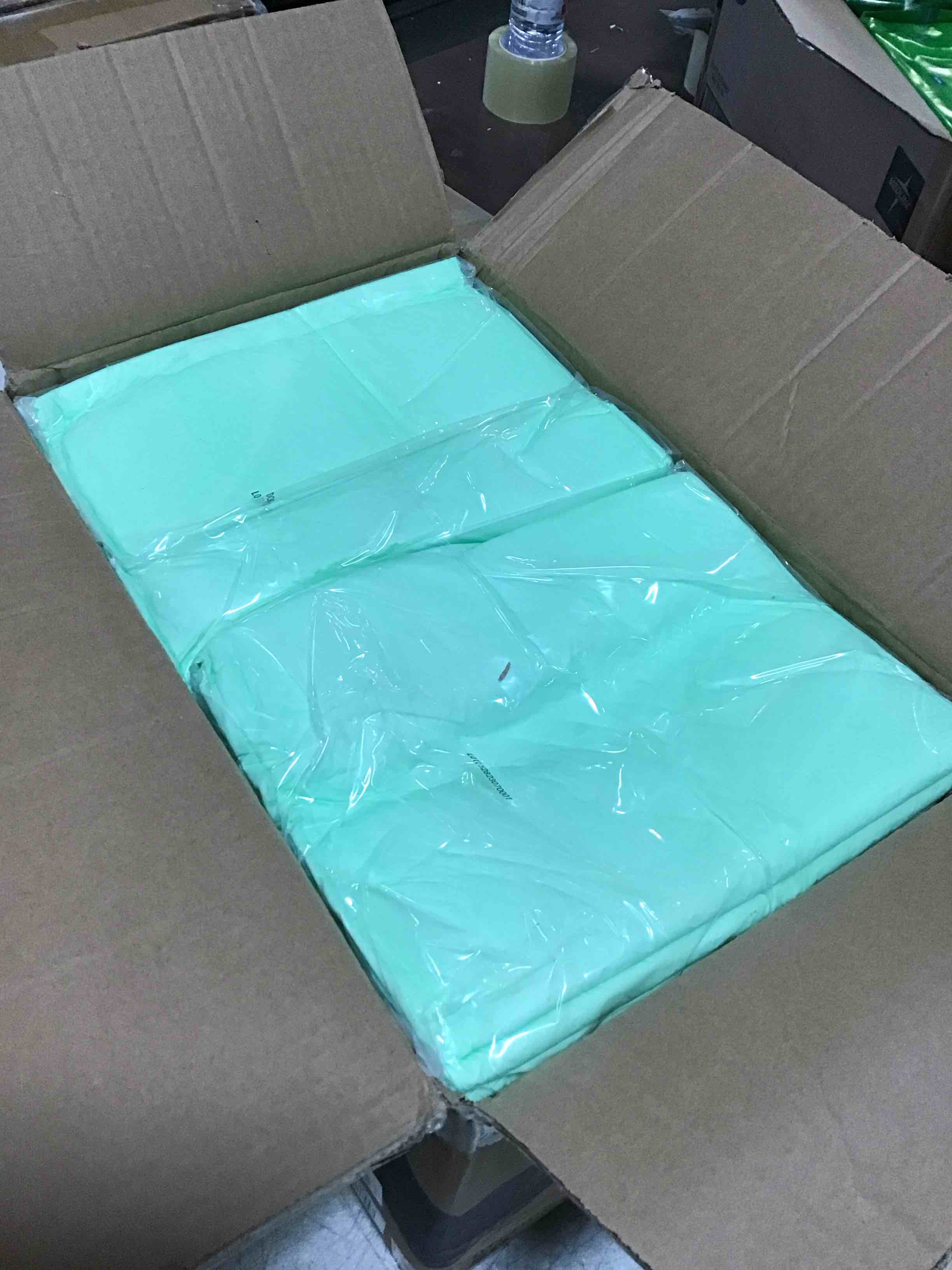 https://s3.amazonaws.com/lotting-images-prod/bidfta/YEL5664686_1702496224518.jpeg