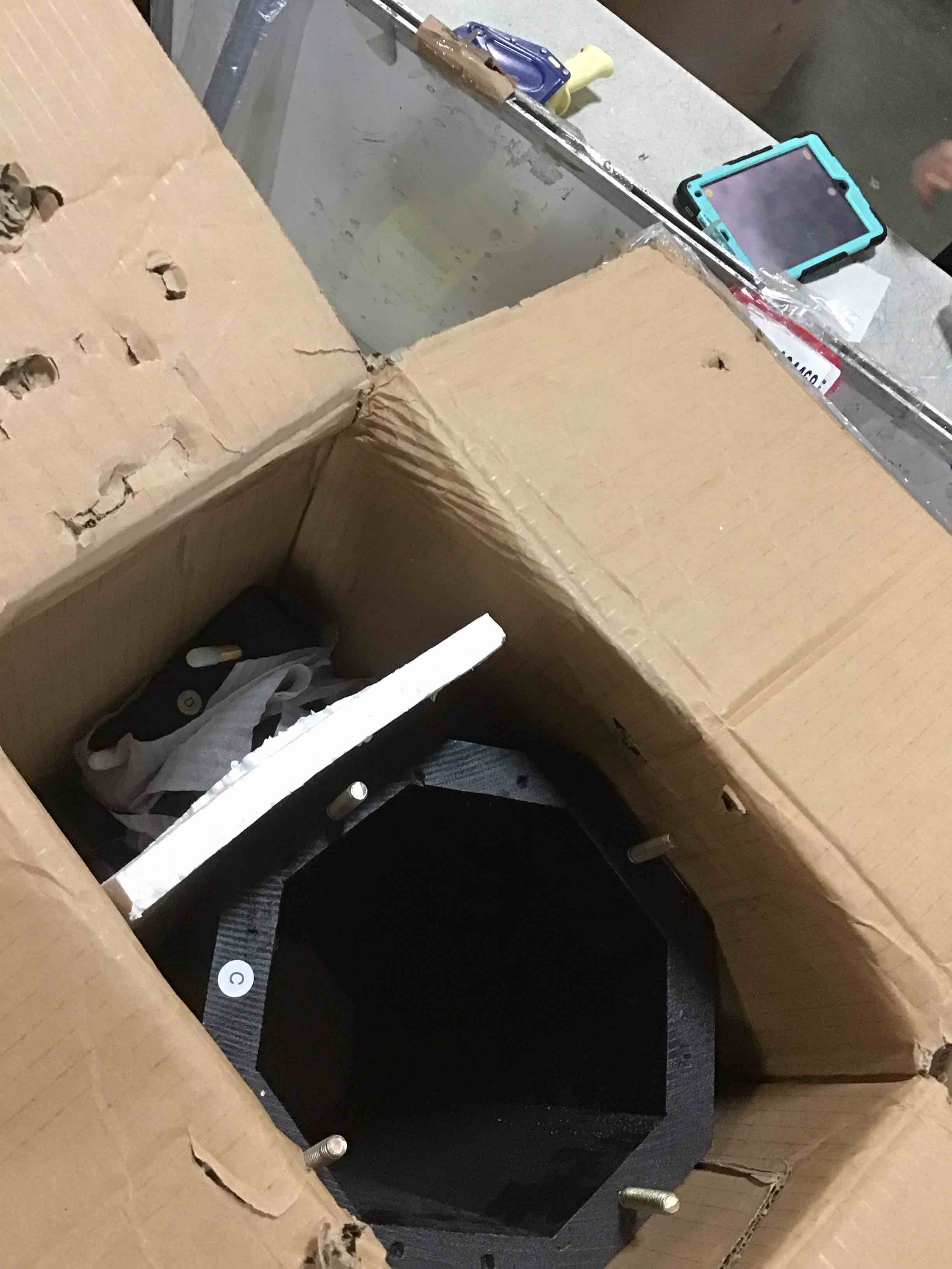 dining table support. no table top