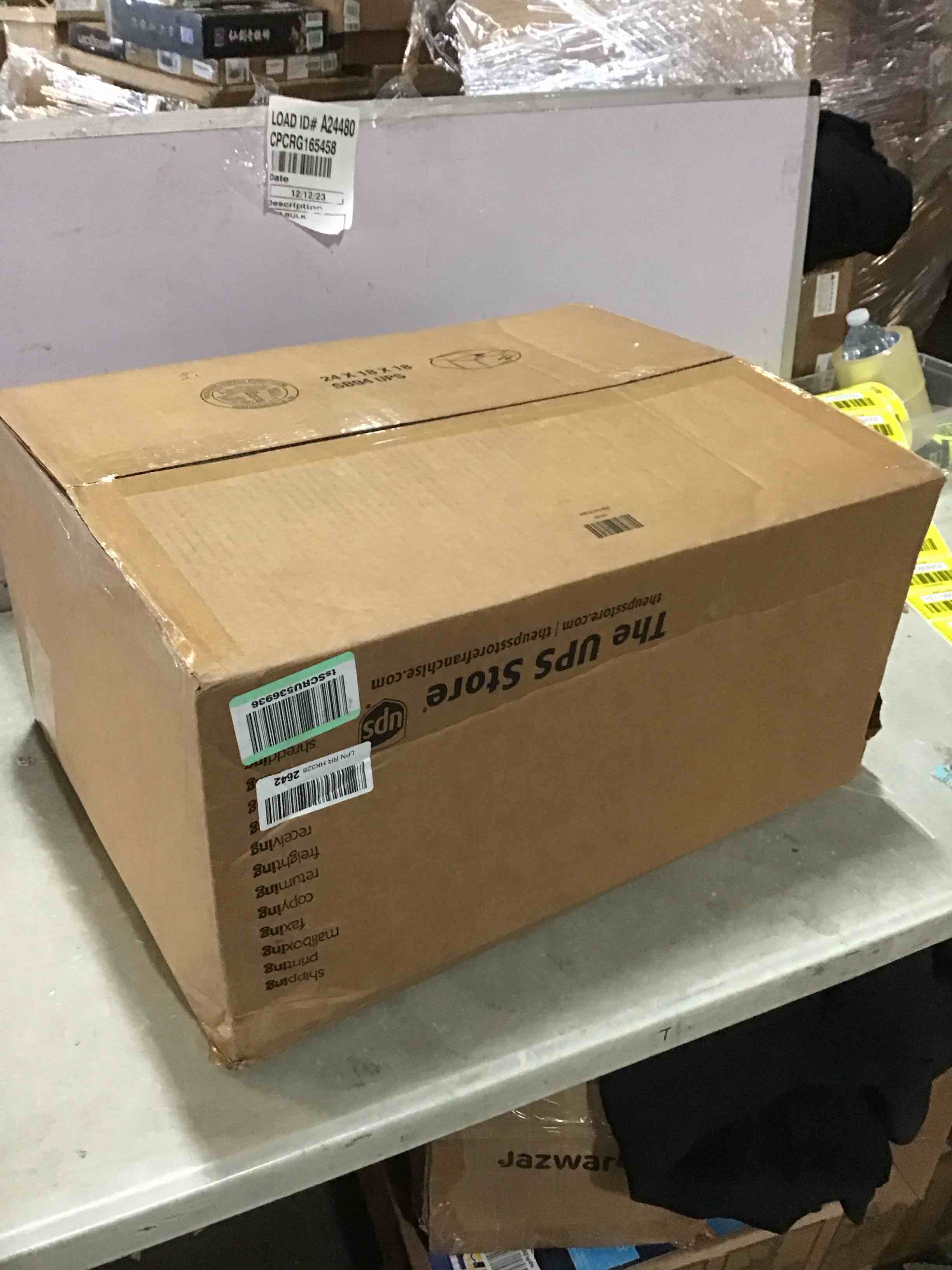 https://s3.amazonaws.com/lotting-images-prod/bidfta/YEL5664948_1702649387895.jpeg