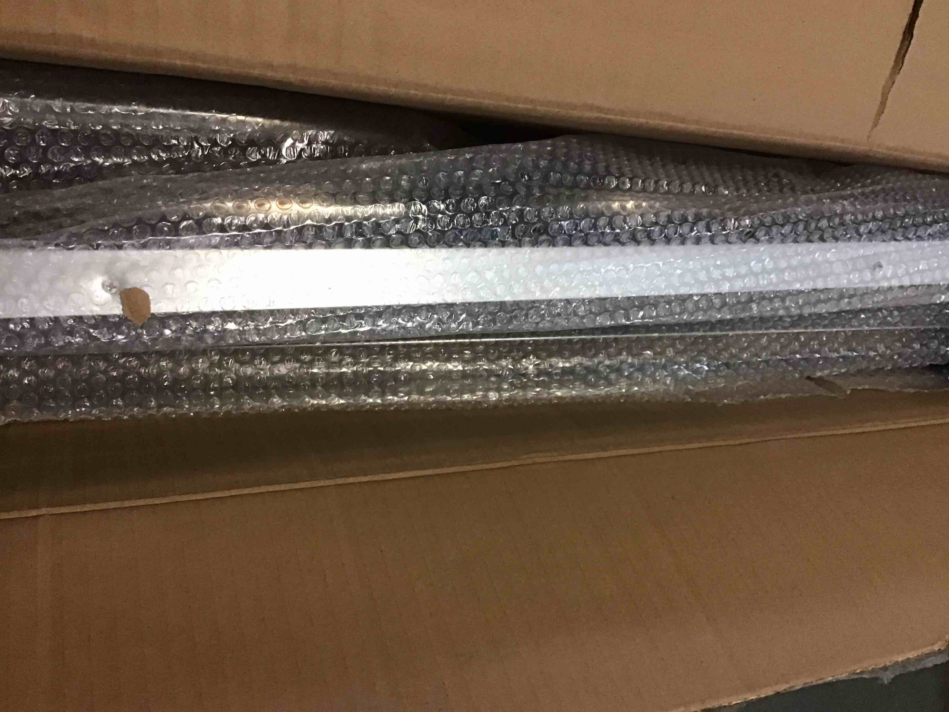 https://s3.amazonaws.com/lotting-images-prod/bidfta/YEL5668217_1702565003868.jpeg
