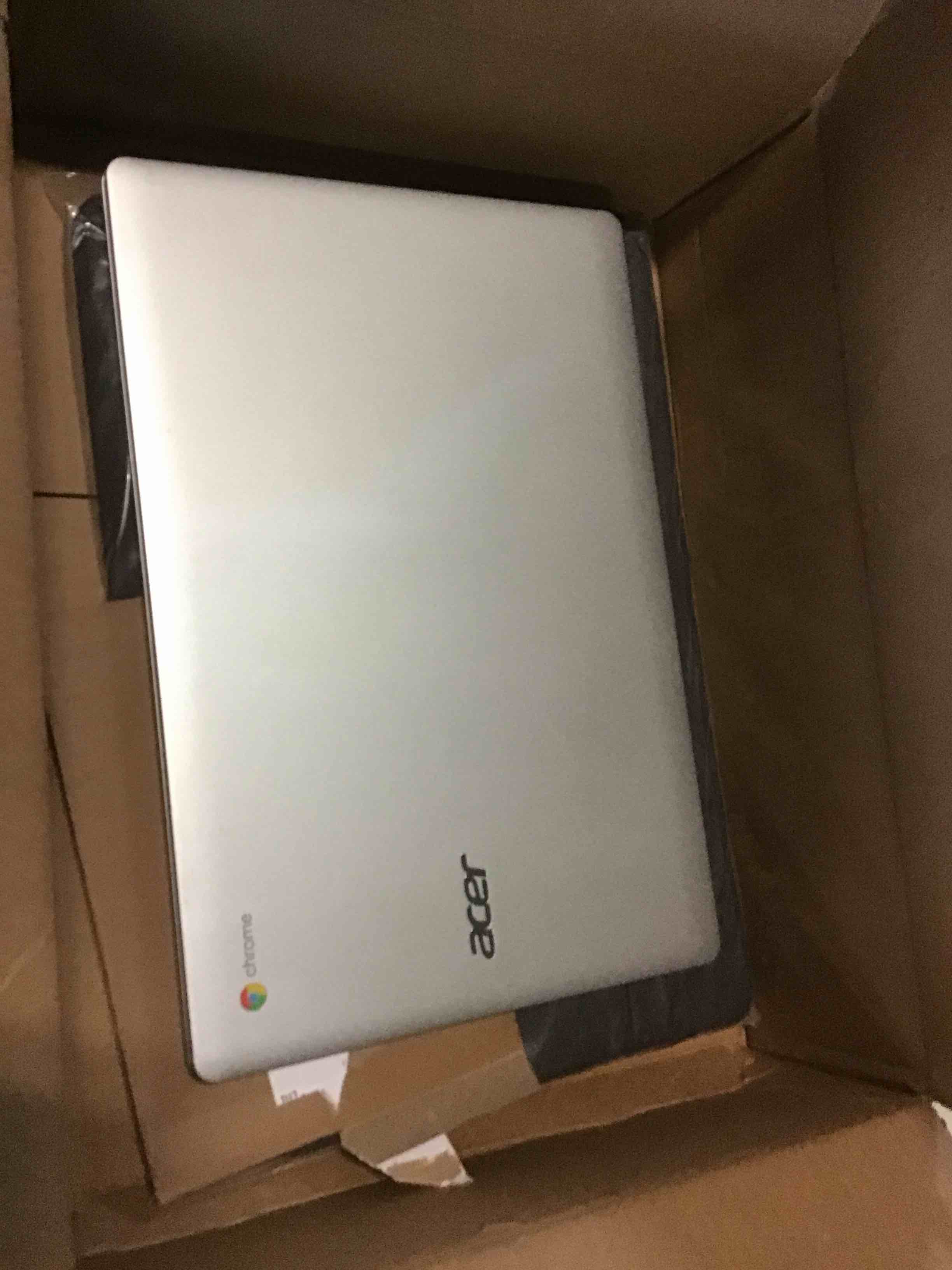 https://s3.amazonaws.com/lotting-images-prod/bidfta/YEL5668343_1702583986148.jpeg