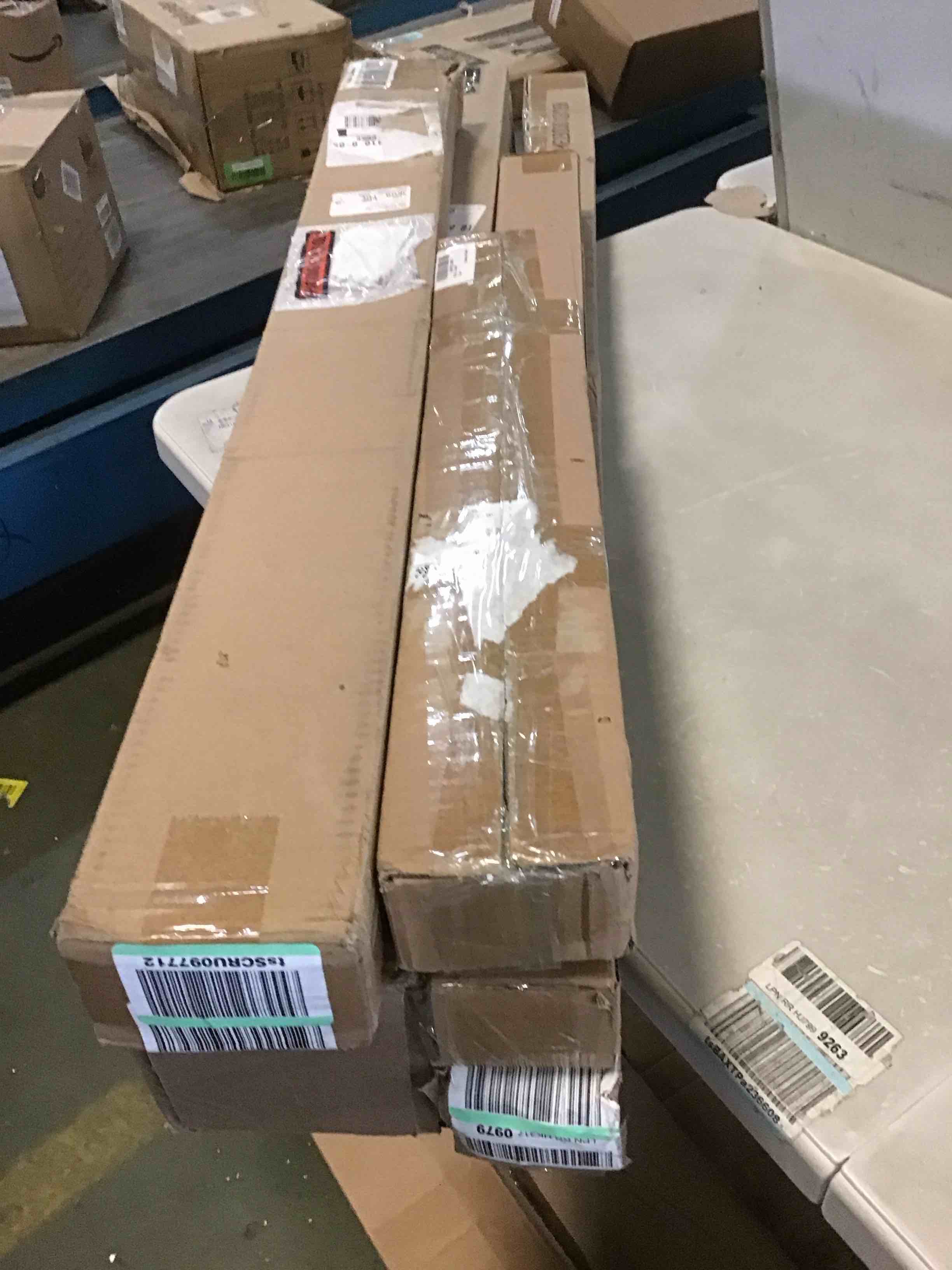 https://s3.amazonaws.com/lotting-images-prod/bidfta/YEL5668355_1702586263553.jpeg