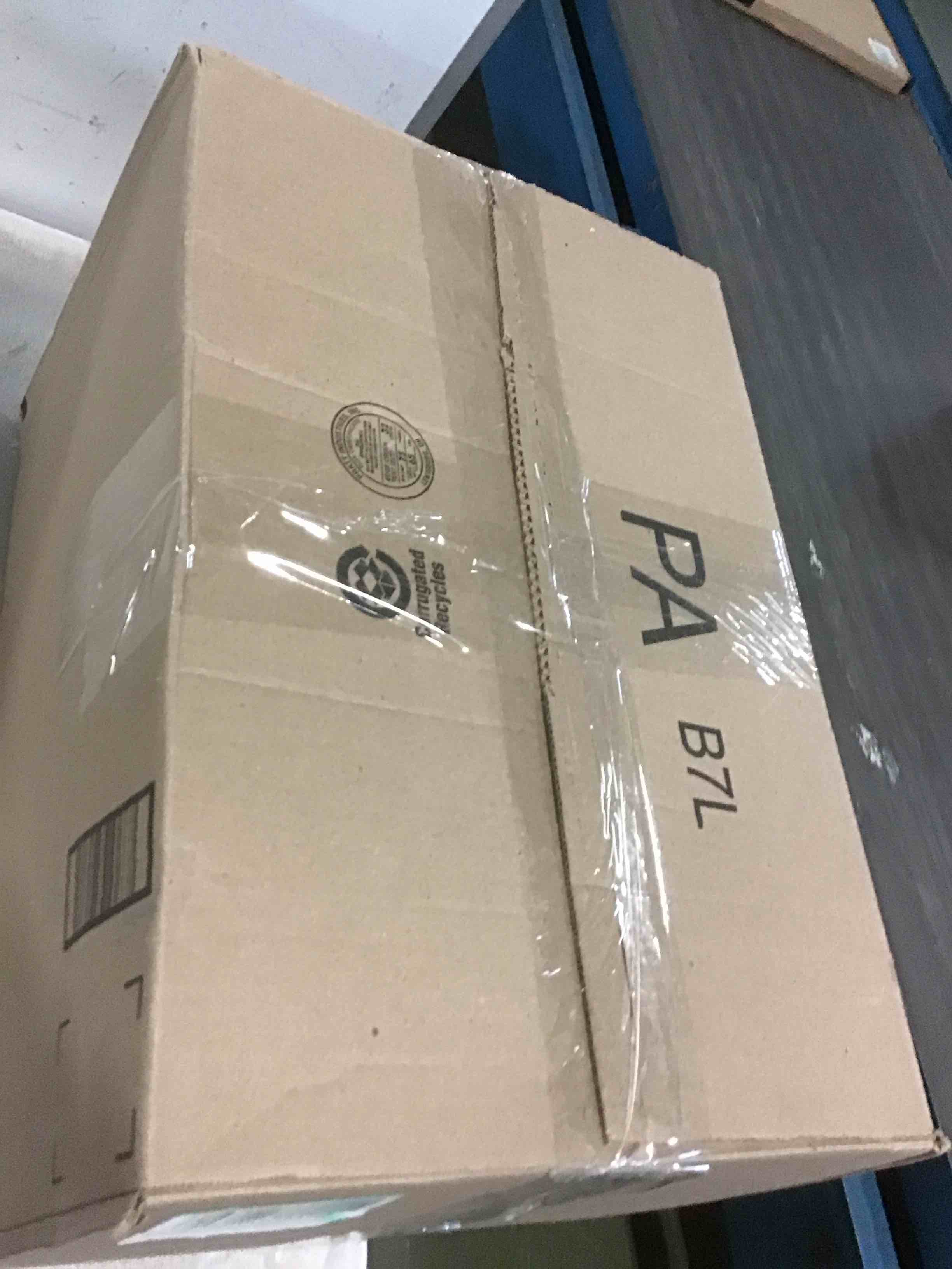 https://s3.amazonaws.com/lotting-images-prod/bidfta/YEL5668383_1702642335273.jpeg