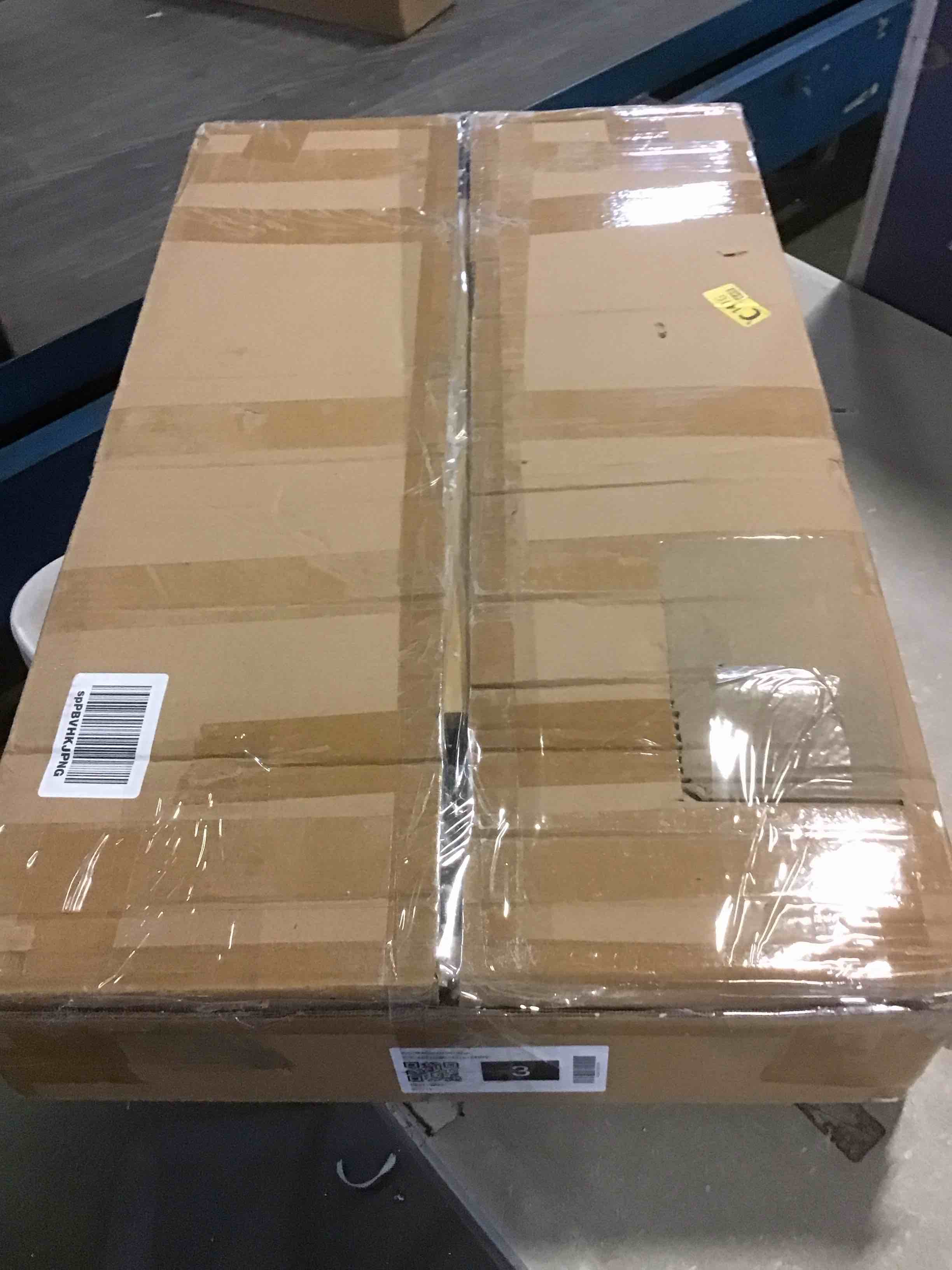 https://s3.amazonaws.com/lotting-images-prod/bidfta/YEL5668710_1702910226677.jpeg