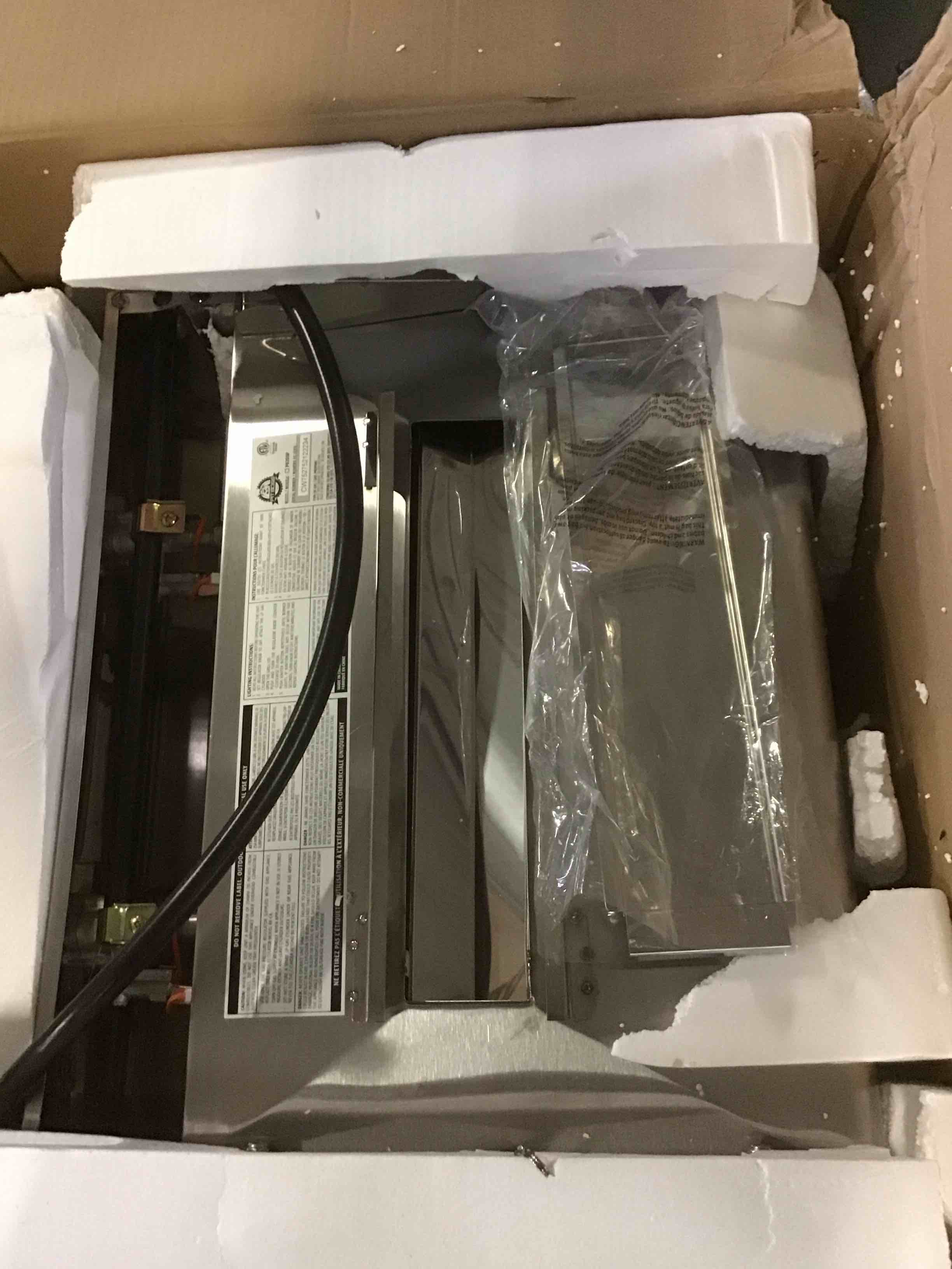 https://s3.amazonaws.com/lotting-images-prod/bidfta/YEL5668791_1702923704127.jpeg