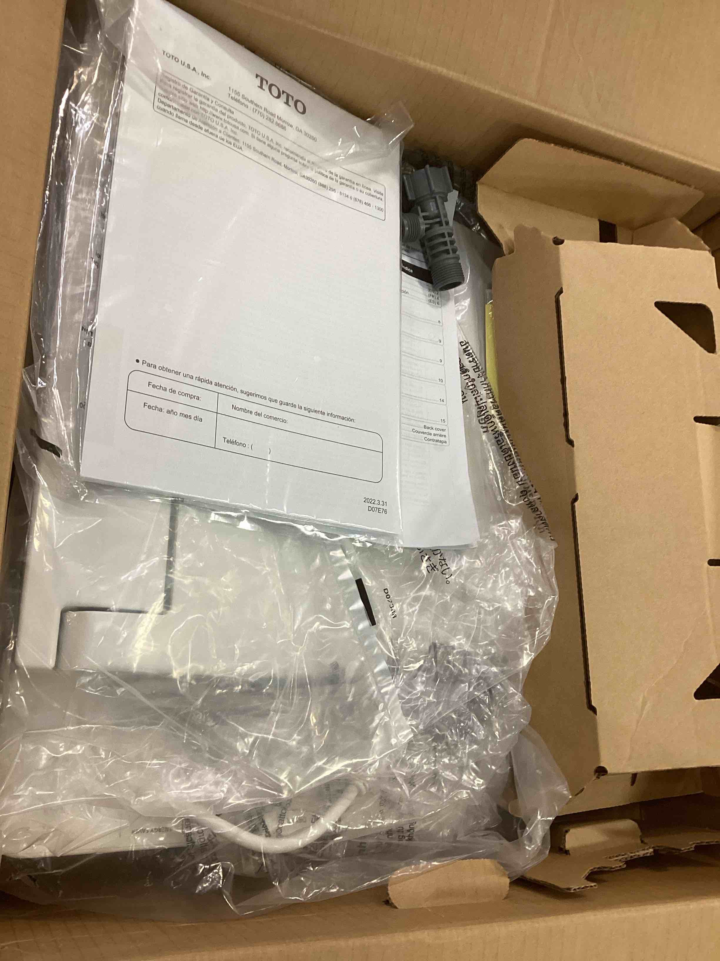 https://s3.amazonaws.com/lotting-images-prod/bidfta/YEL5671957_1706903233611.jpeg