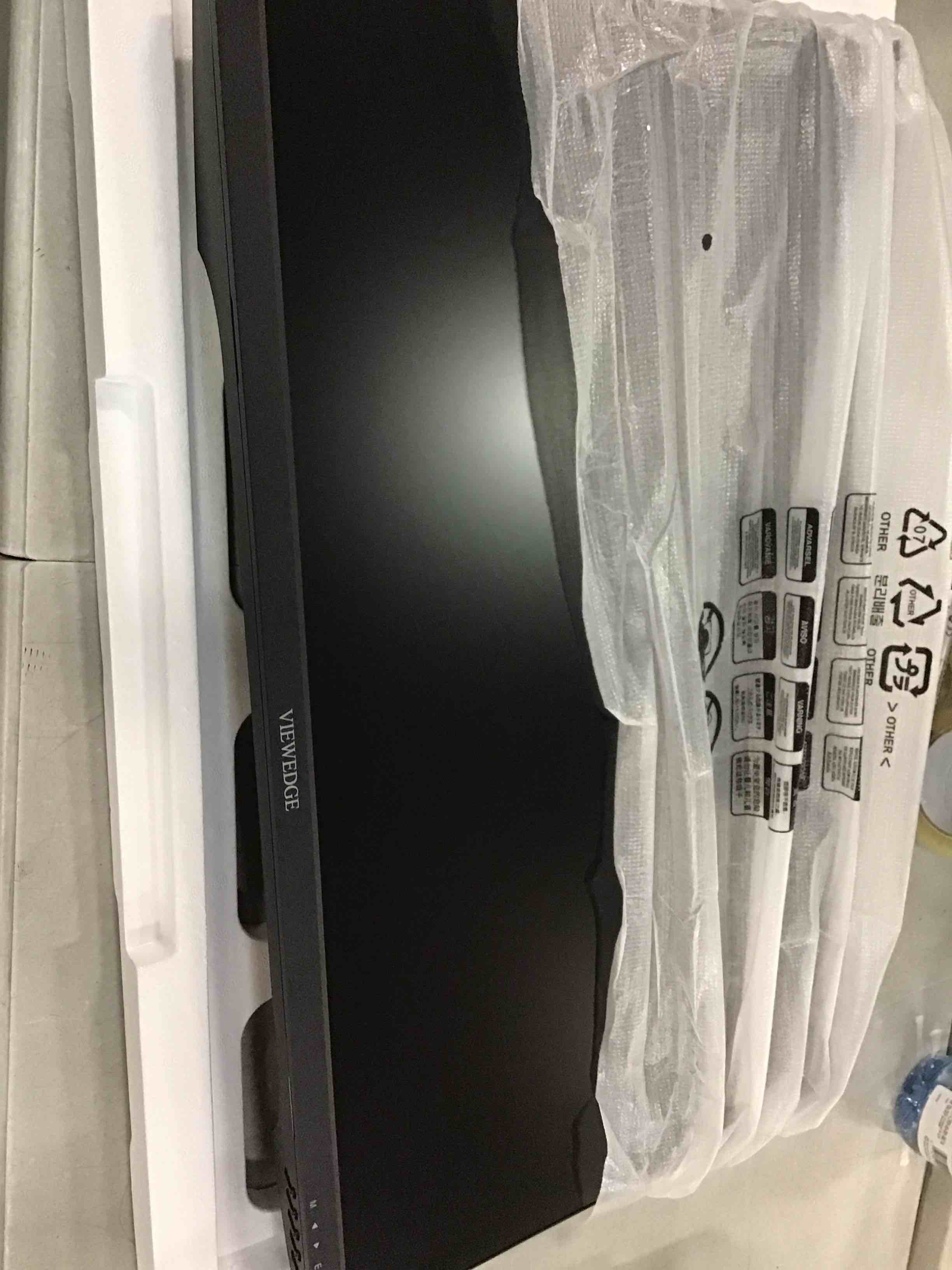 https://s3.amazonaws.com/lotting-images-prod/bidfta/YEL5672017_1706966765830.jpeg