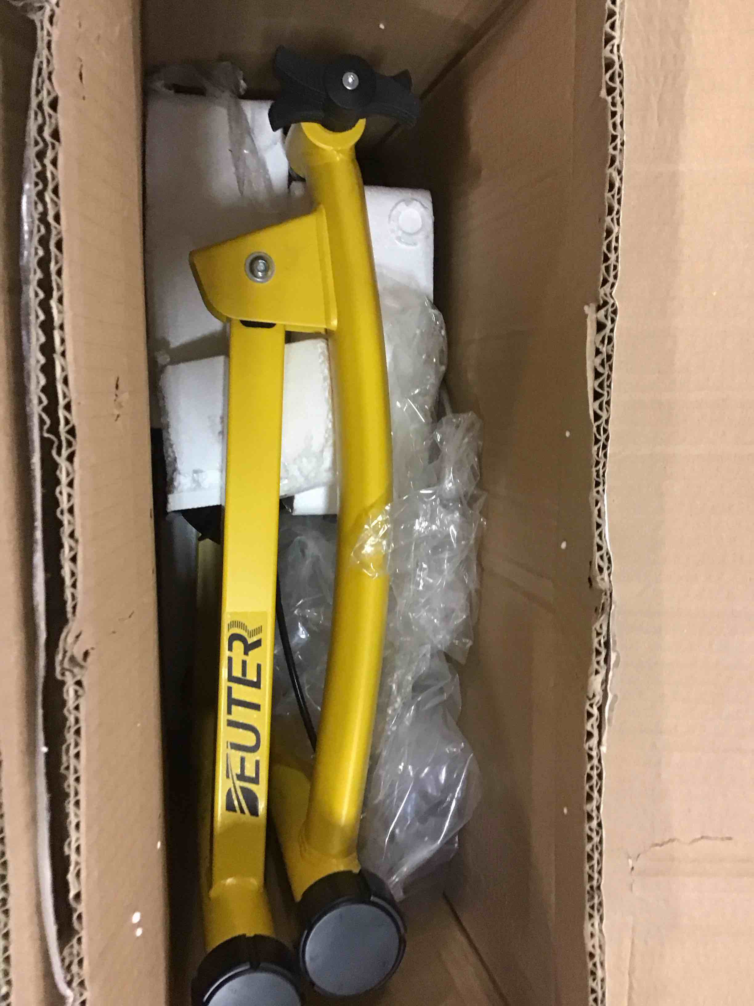 https://s3.amazonaws.com/lotting-images-prod/bidfta/YEL5672019_1706967063619.jpeg