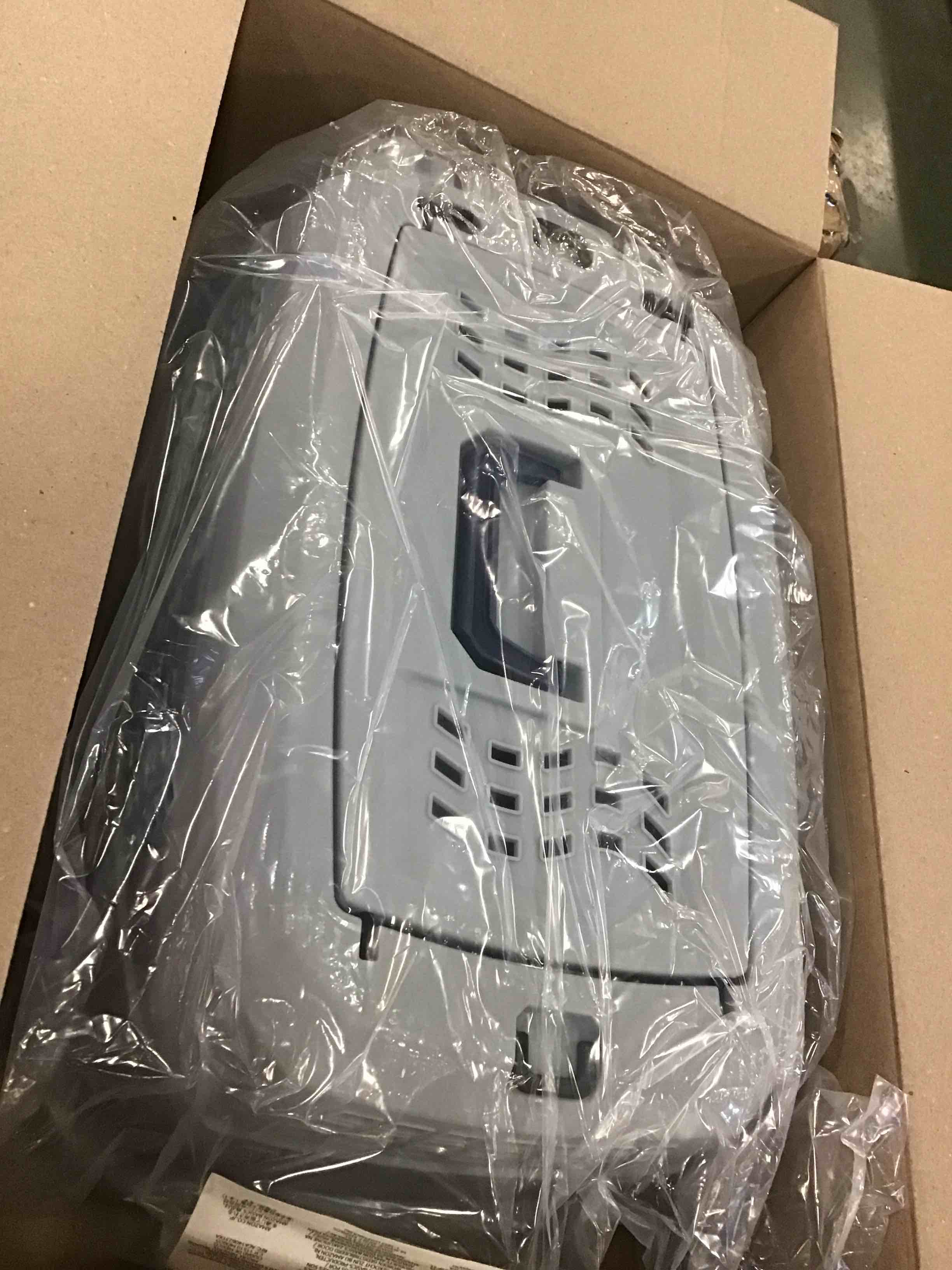 https://s3.amazonaws.com/lotting-images-prod/bidfta/YEL5672153_1706992405754.jpeg