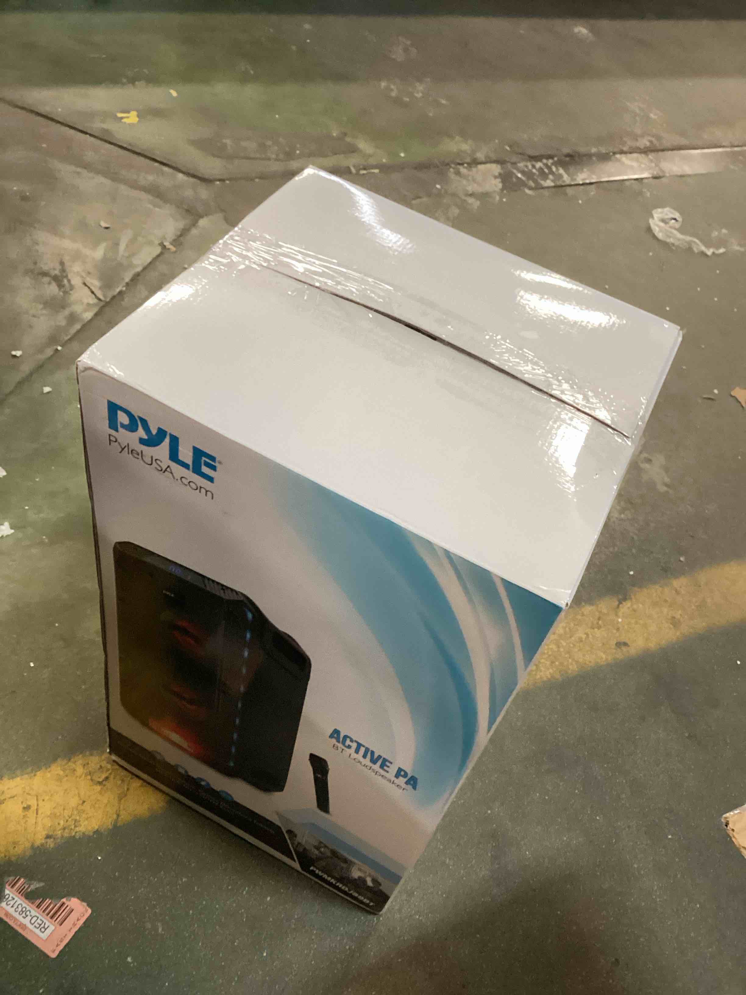 https://s3.amazonaws.com/lotting-images-prod/bidfta/YEL5672992_1707418714381.jpeg