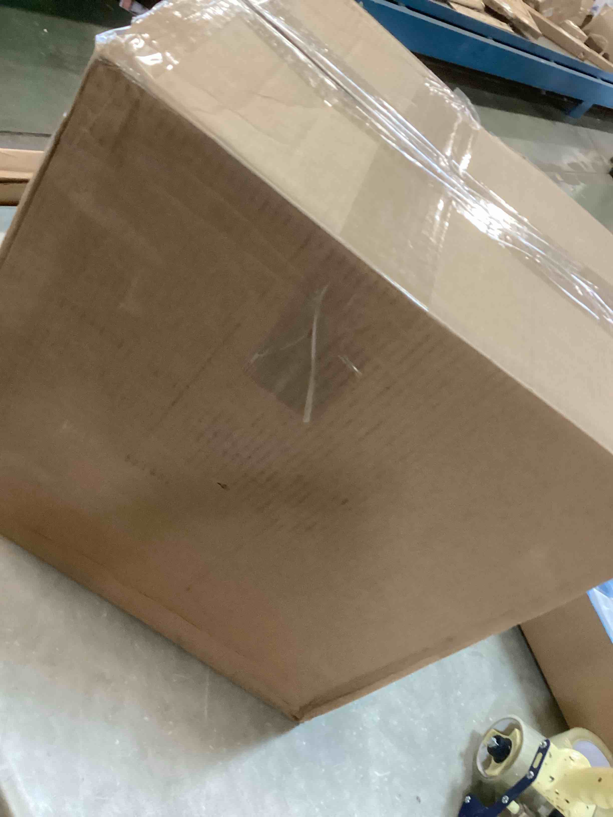 https://s3.amazonaws.com/lotting-images-prod/bidfta/YEL5673436_1707839852392.jpeg