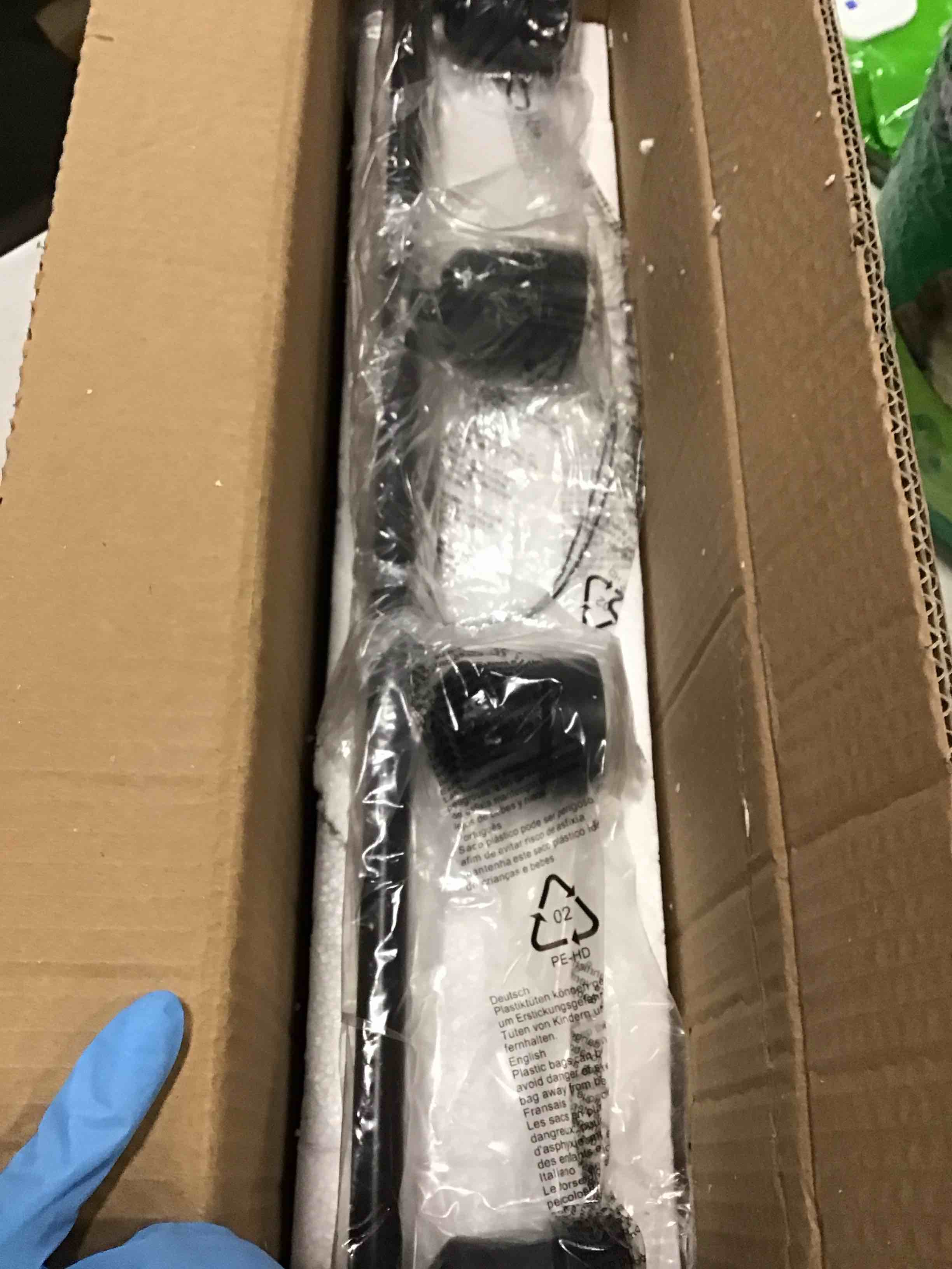 https://s3.amazonaws.com/lotting-images-prod/bidfta/YEL5675230_1706908364183.jpeg