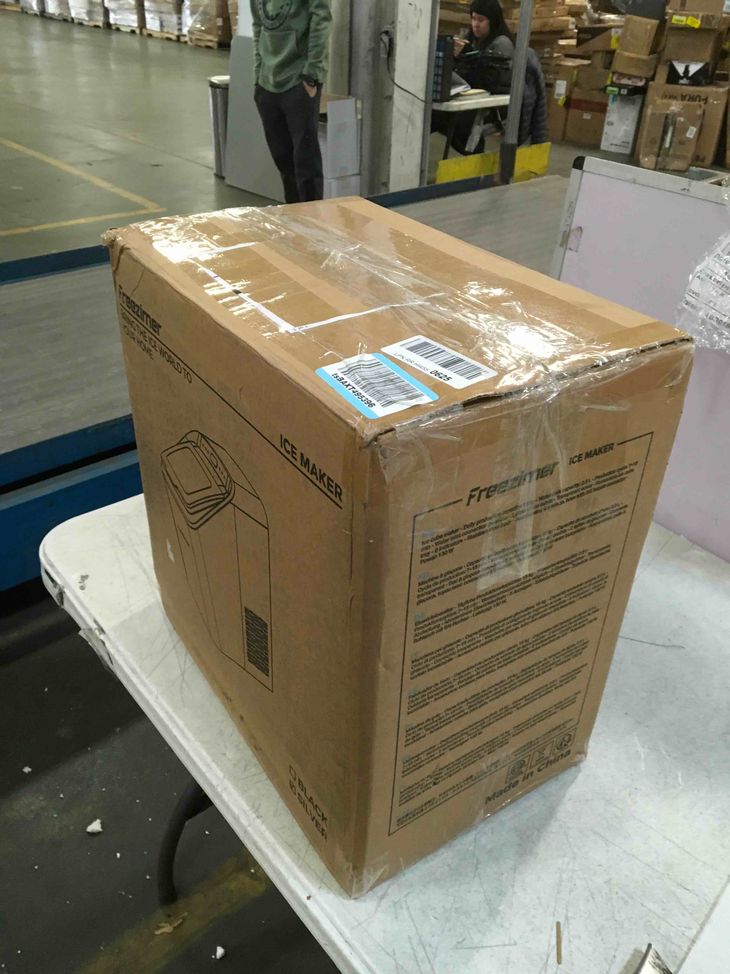 https://s3.amazonaws.com/lotting-images-prod/bidfta/YEL5675581_1707144908907.jpeg