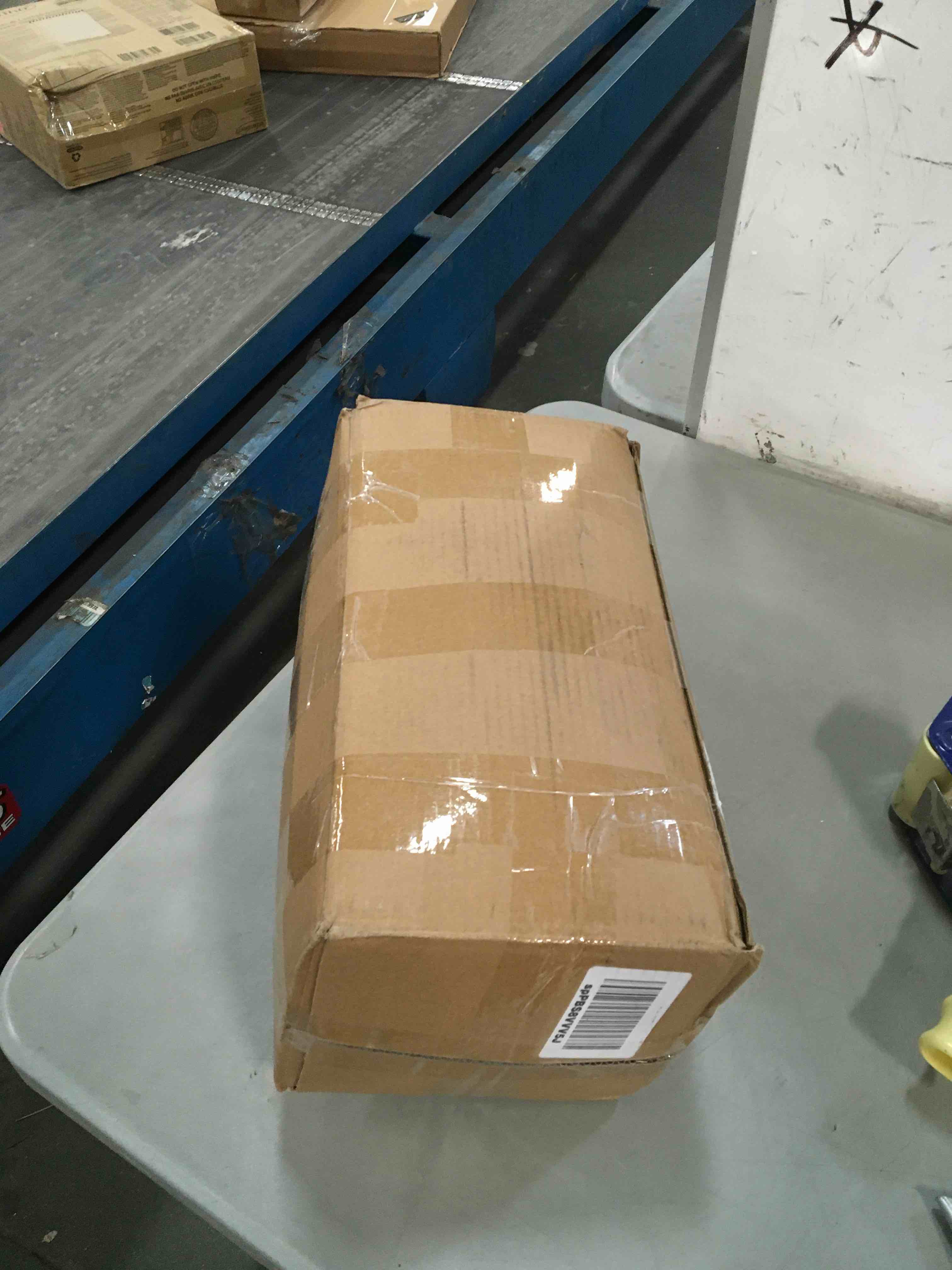 https://s3.amazonaws.com/lotting-images-prod/bidfta/YEL5675801_1707226002826.jpeg