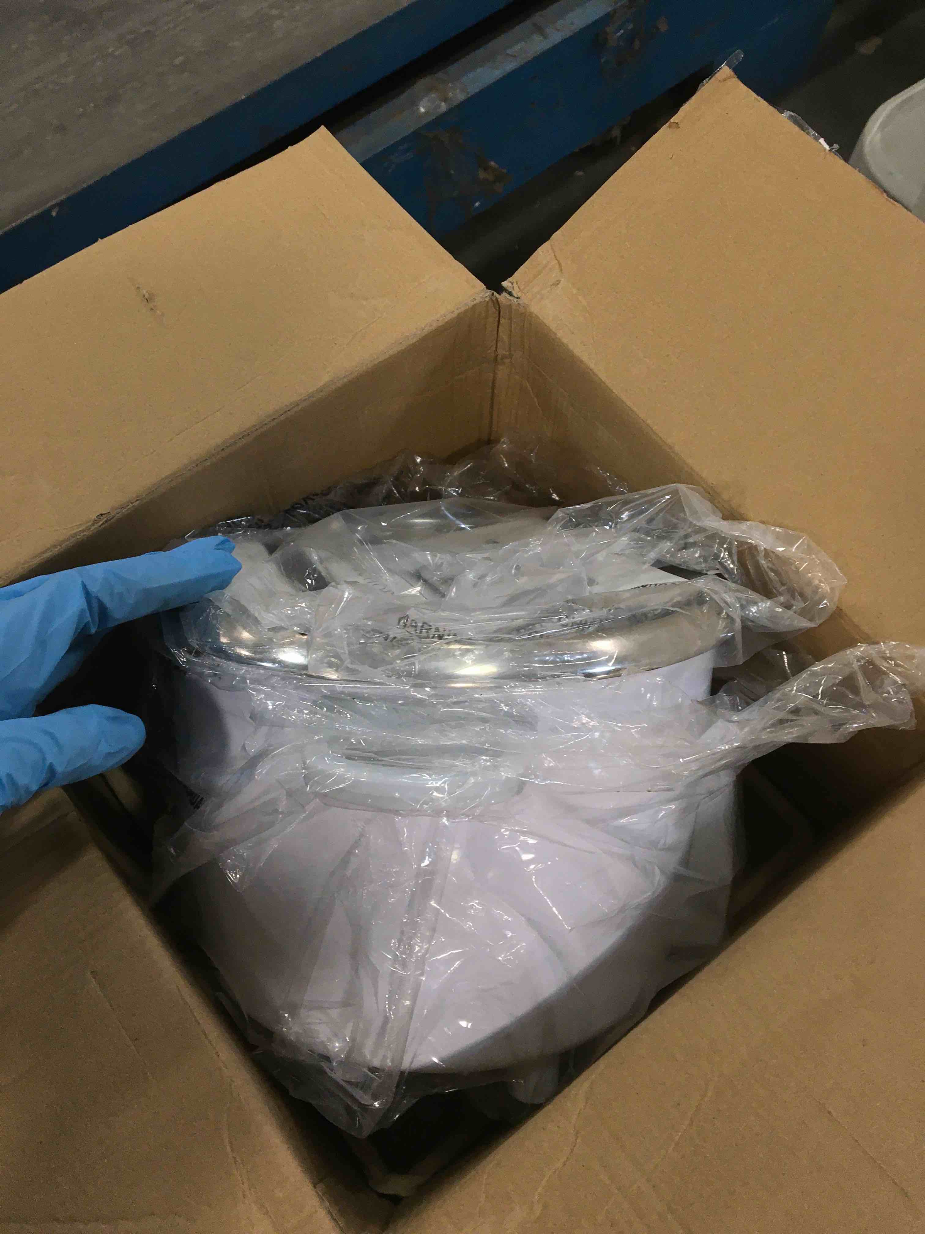 https://s3.amazonaws.com/lotting-images-prod/bidfta/YEL5675809_1707223014685.jpeg