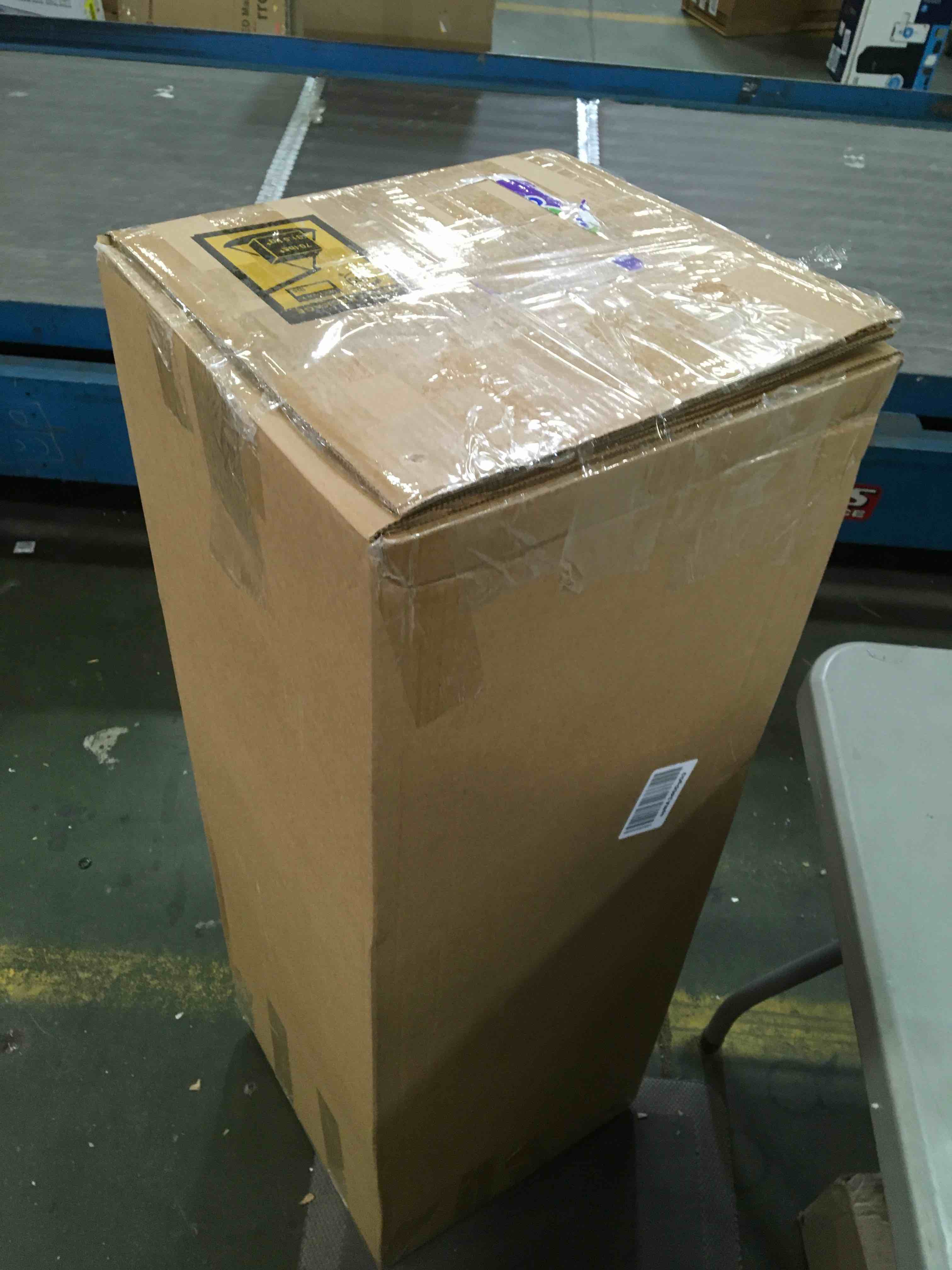 https://s3.amazonaws.com/lotting-images-prod/bidfta/YEL5675891_1707239068714.jpeg