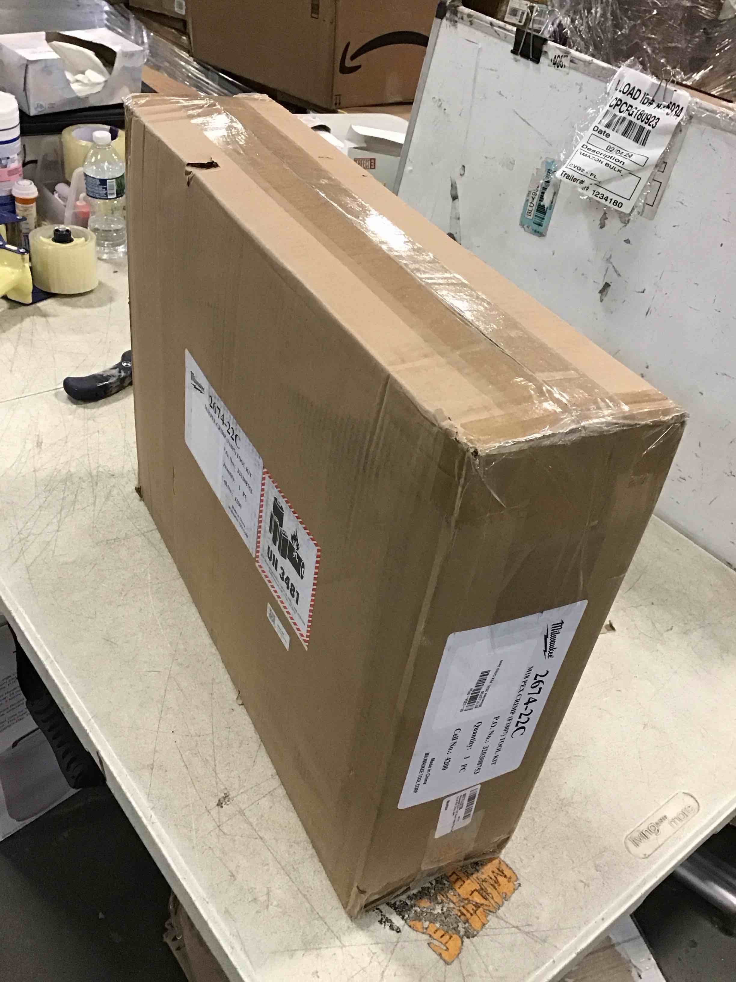 https://s3.amazonaws.com/lotting-images-prod/bidfta/YEL5676233_1707338304210.jpeg