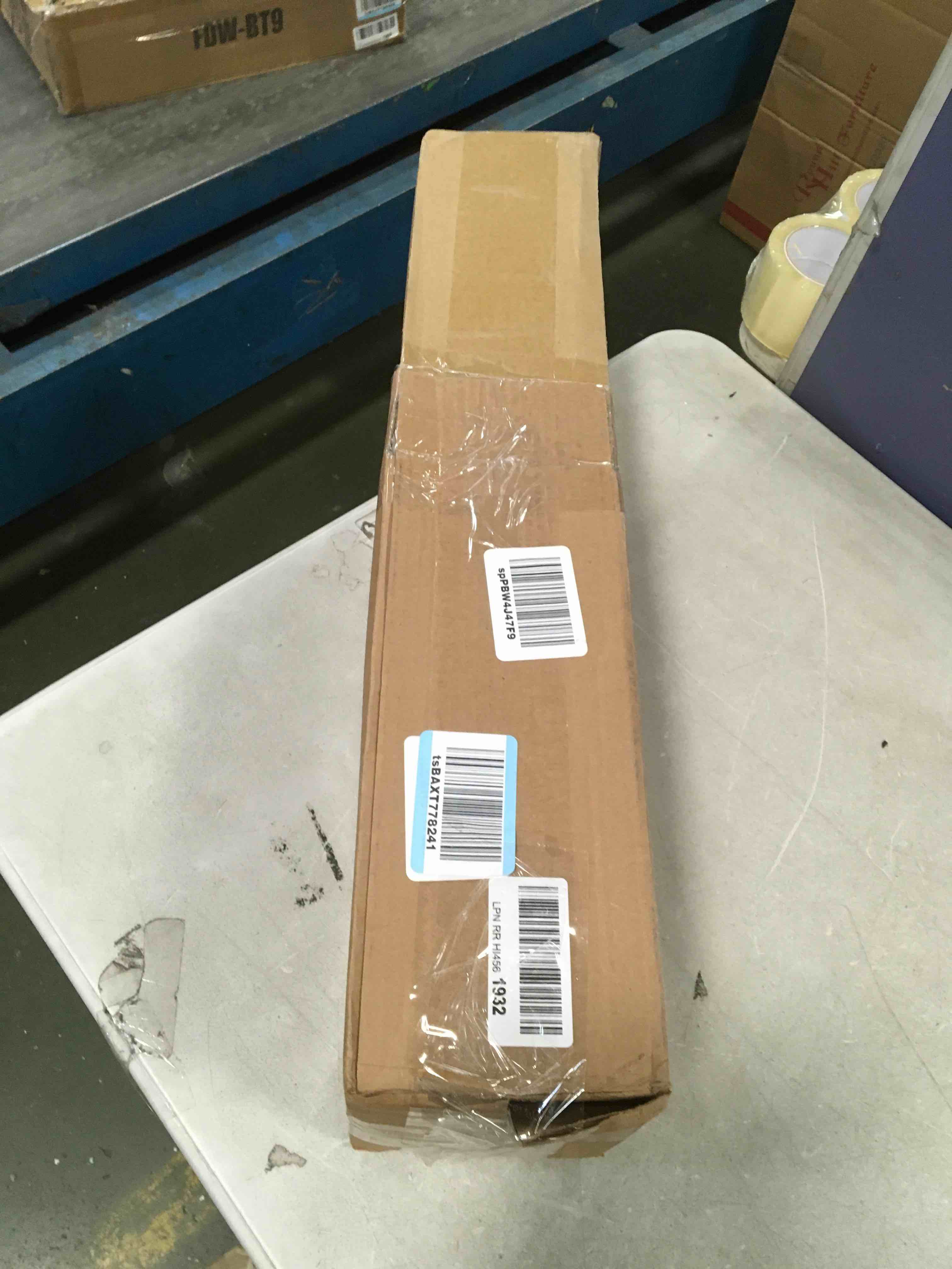 https://s3.amazonaws.com/lotting-images-prod/bidfta/YEL5676310_1707403011503.jpeg