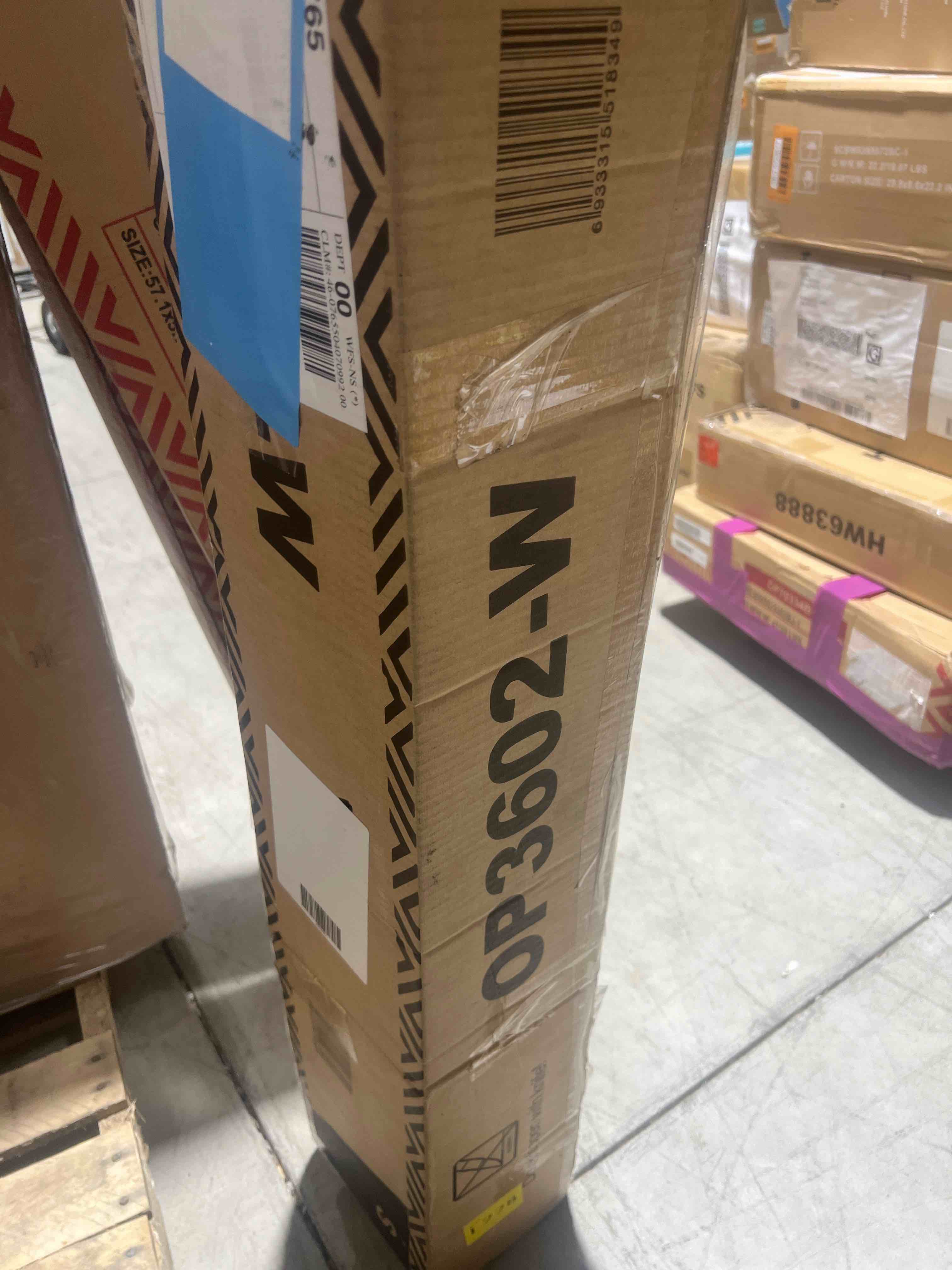 https://s3.amazonaws.com/lotting-images-prod/bidfta/YEL5677806_1714503792341.jpeg
