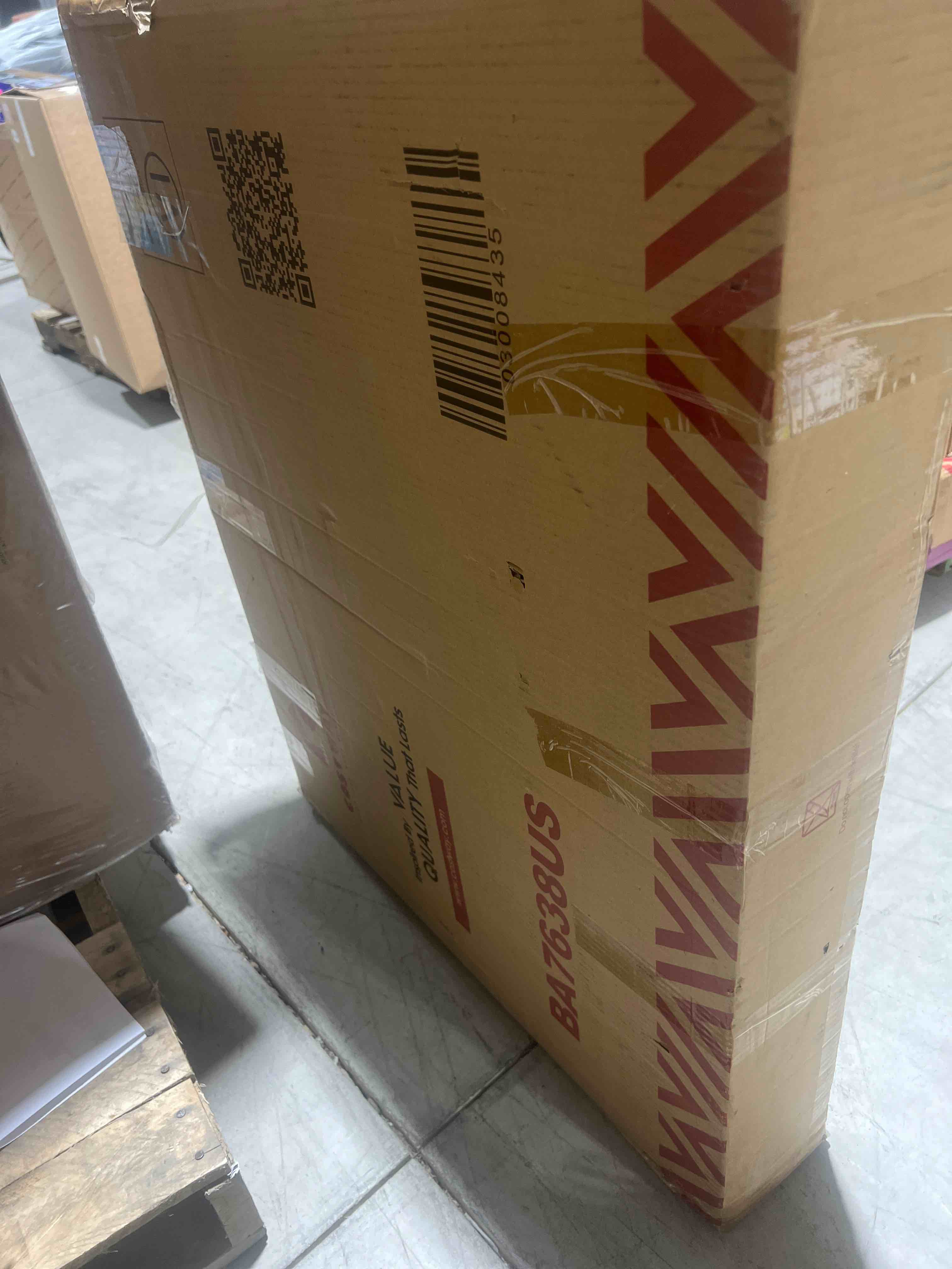https://s3.amazonaws.com/lotting-images-prod/bidfta/YEL5677811_1714506352439.jpeg
