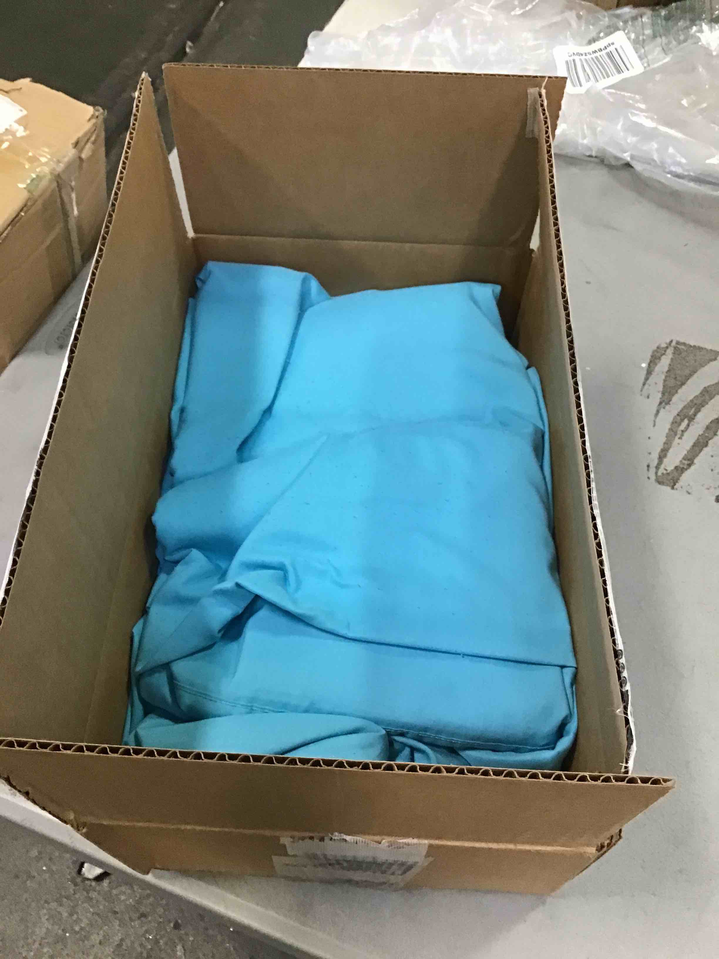 https://s3.amazonaws.com/lotting-images-prod/bidfta/YEL5678418_1706905256811.jpeg