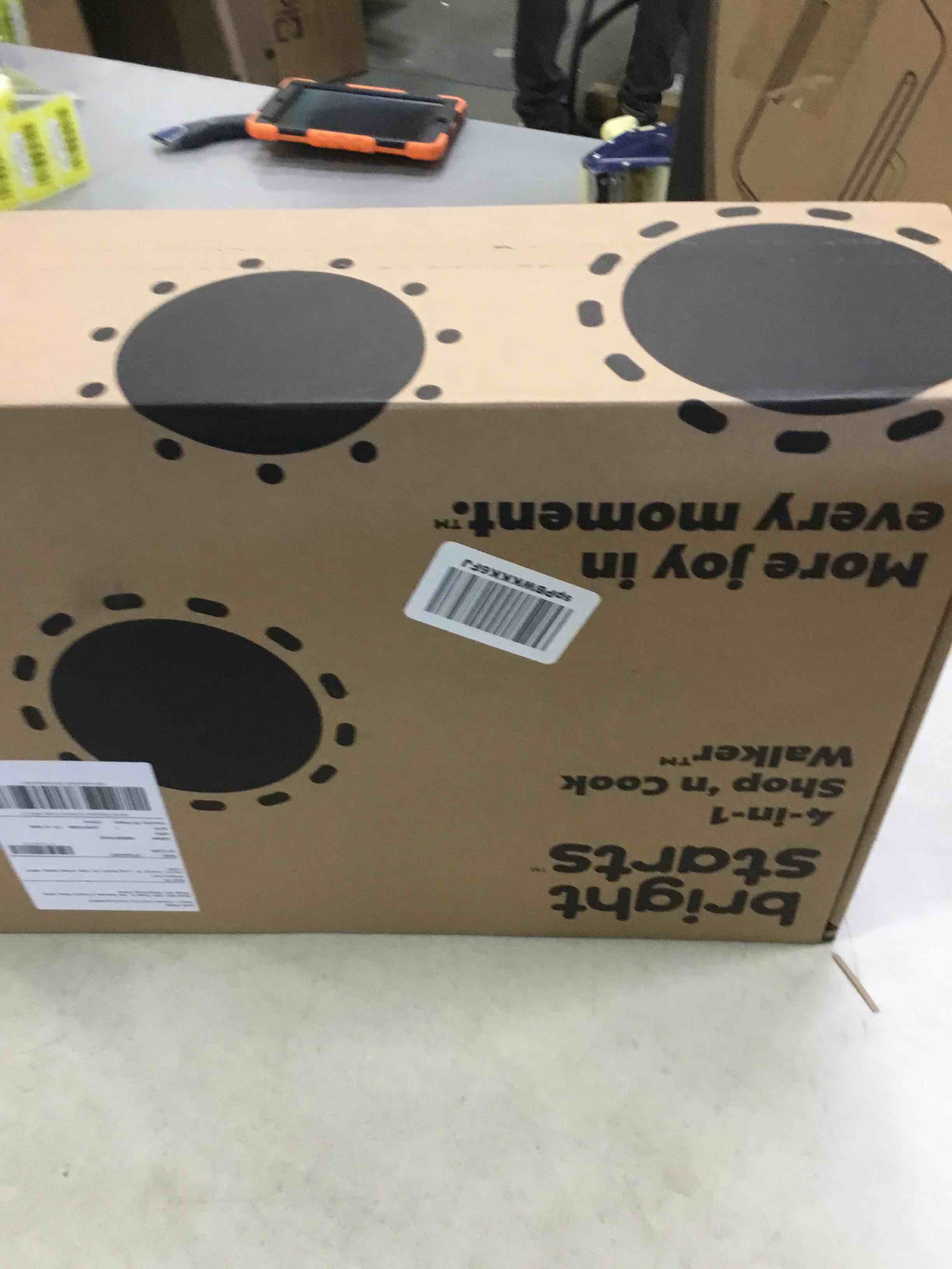 https://s3.amazonaws.com/lotting-images-prod/bidfta/YEL5678569_1707146830376.jpeg