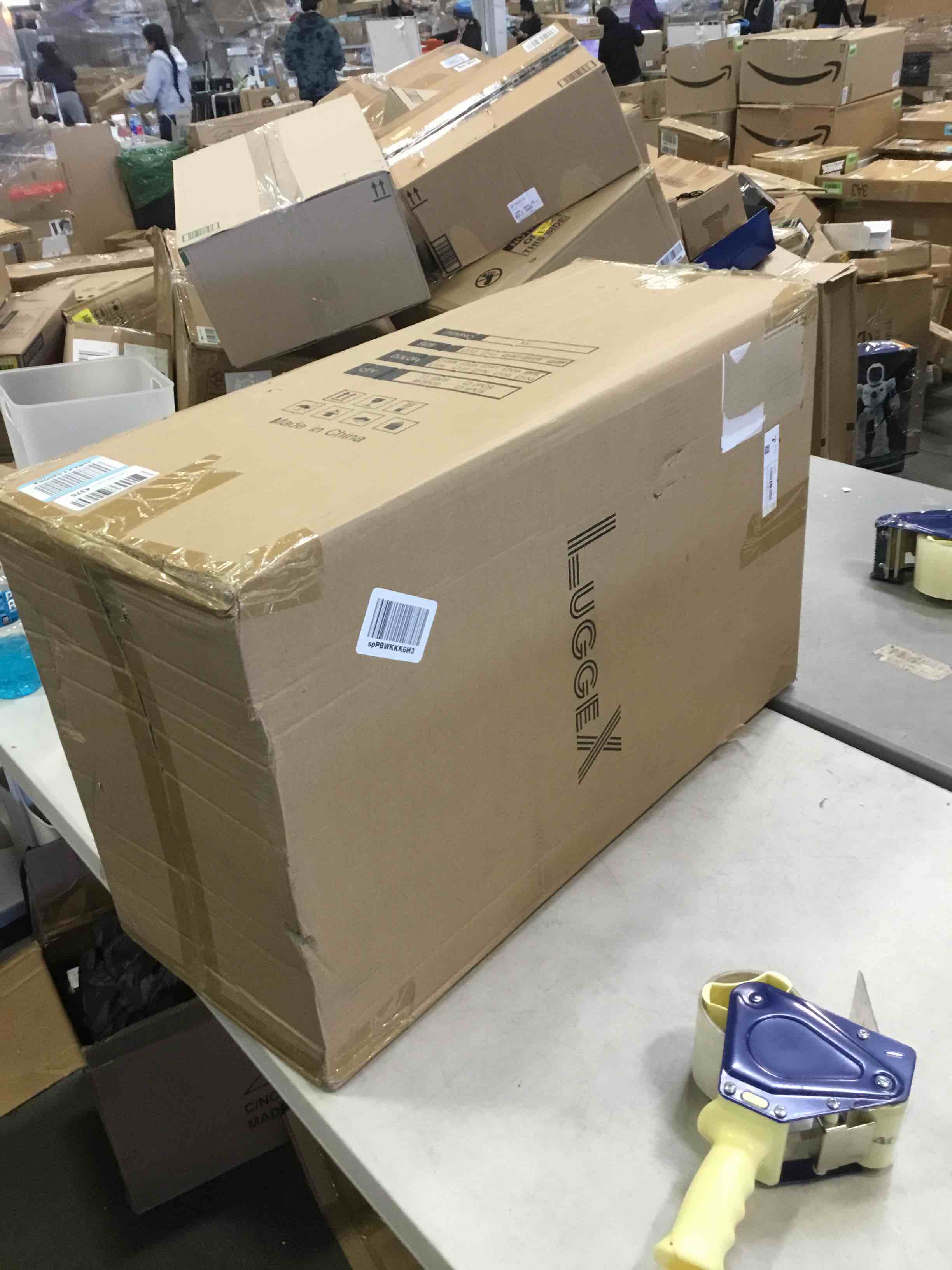 https://s3.amazonaws.com/lotting-images-prod/bidfta/YEL5678575_1707147617874.jpeg