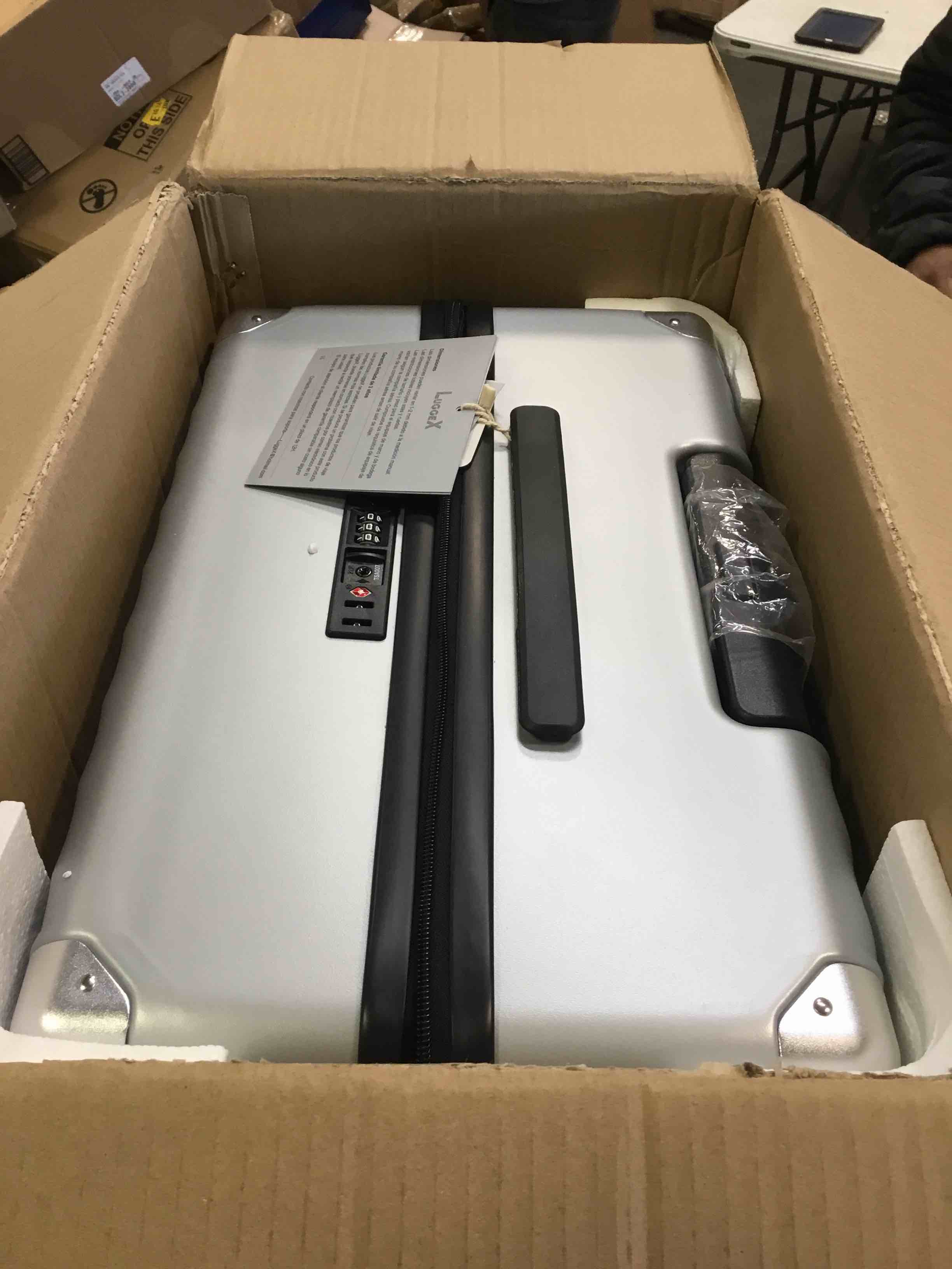 https://s3.amazonaws.com/lotting-images-prod/bidfta/YEL5678575_1707147641258.jpeg