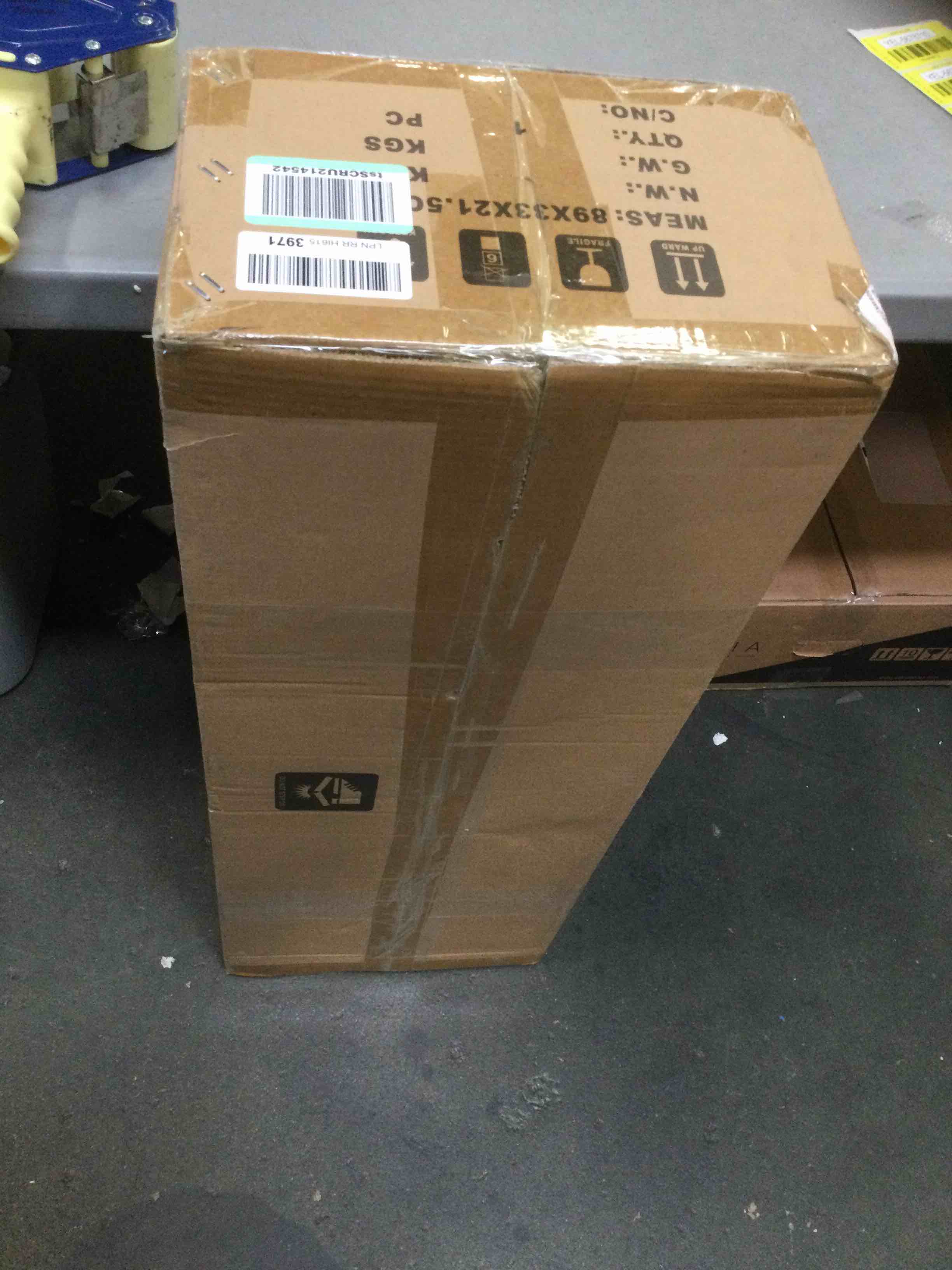 https://s3.amazonaws.com/lotting-images-prod/bidfta/YEL5678710_1707150689242.jpeg