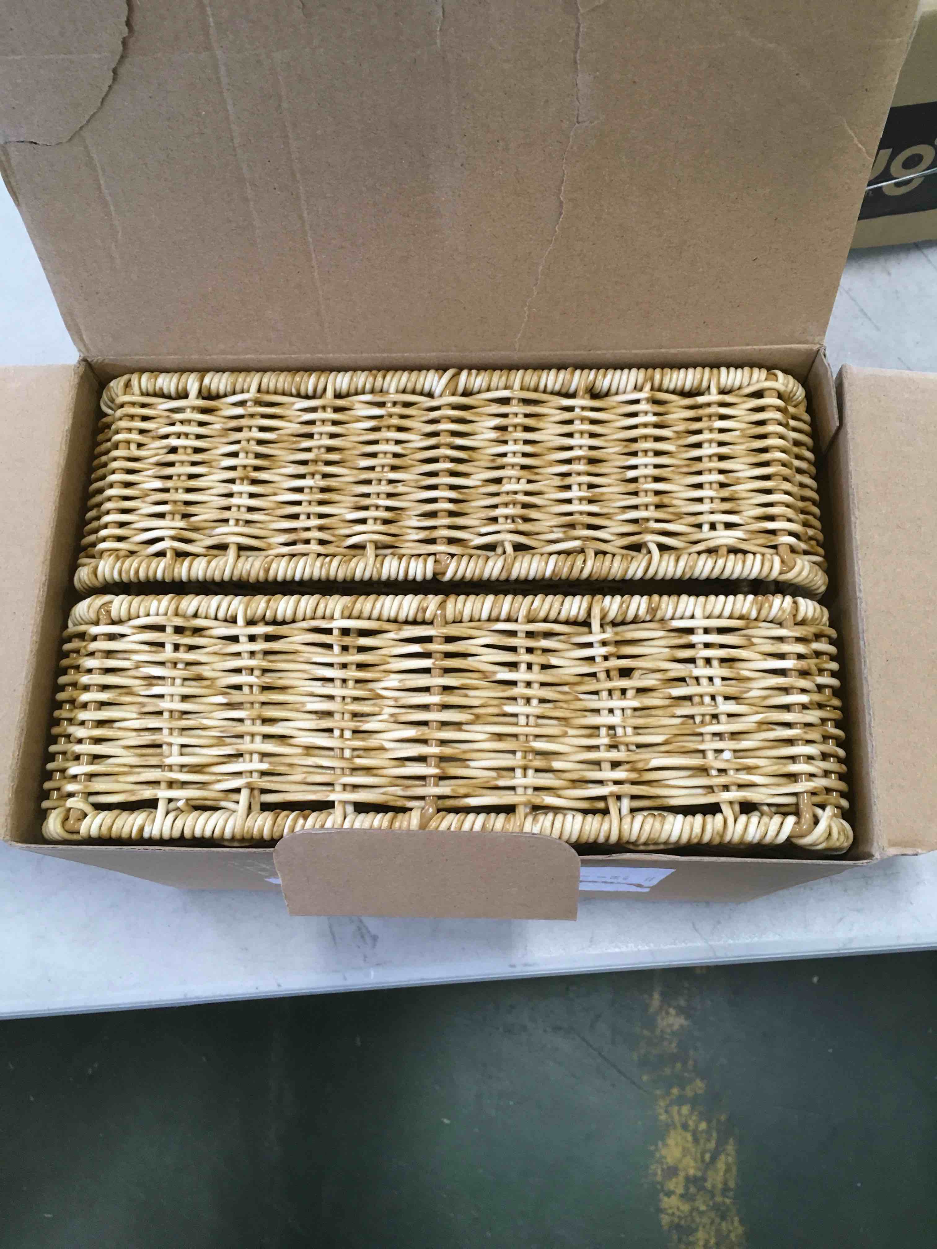 https://s3.amazonaws.com/lotting-images-prod/bidfta/YEL5679064_1707399614271.jpeg
