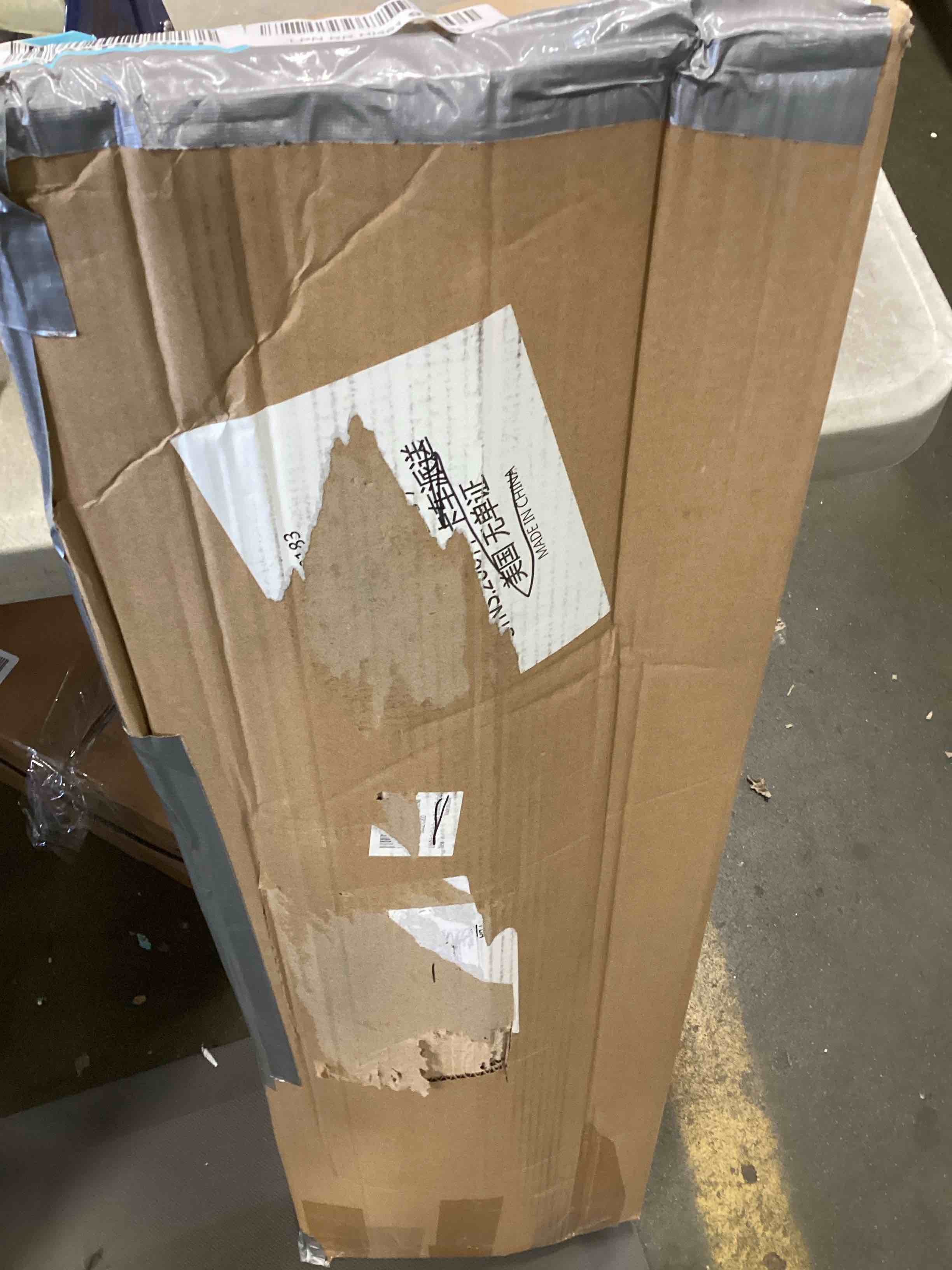 https://s3.amazonaws.com/lotting-images-prod/bidfta/YEL5683245_1706981052080.jpeg