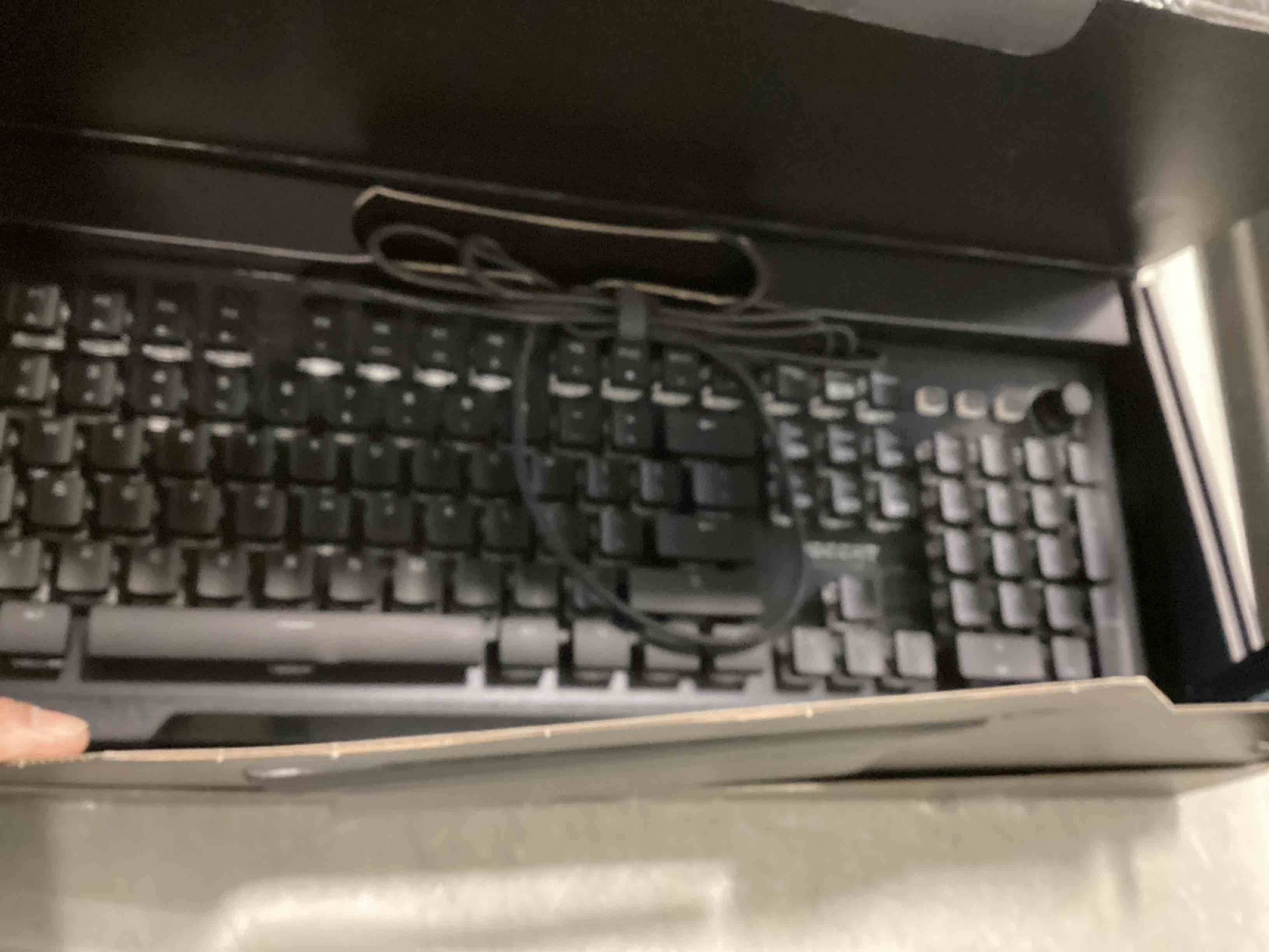 https://s3.amazonaws.com/lotting-images-prod/bidfta/YEL5683375_1707055354994.jpeg