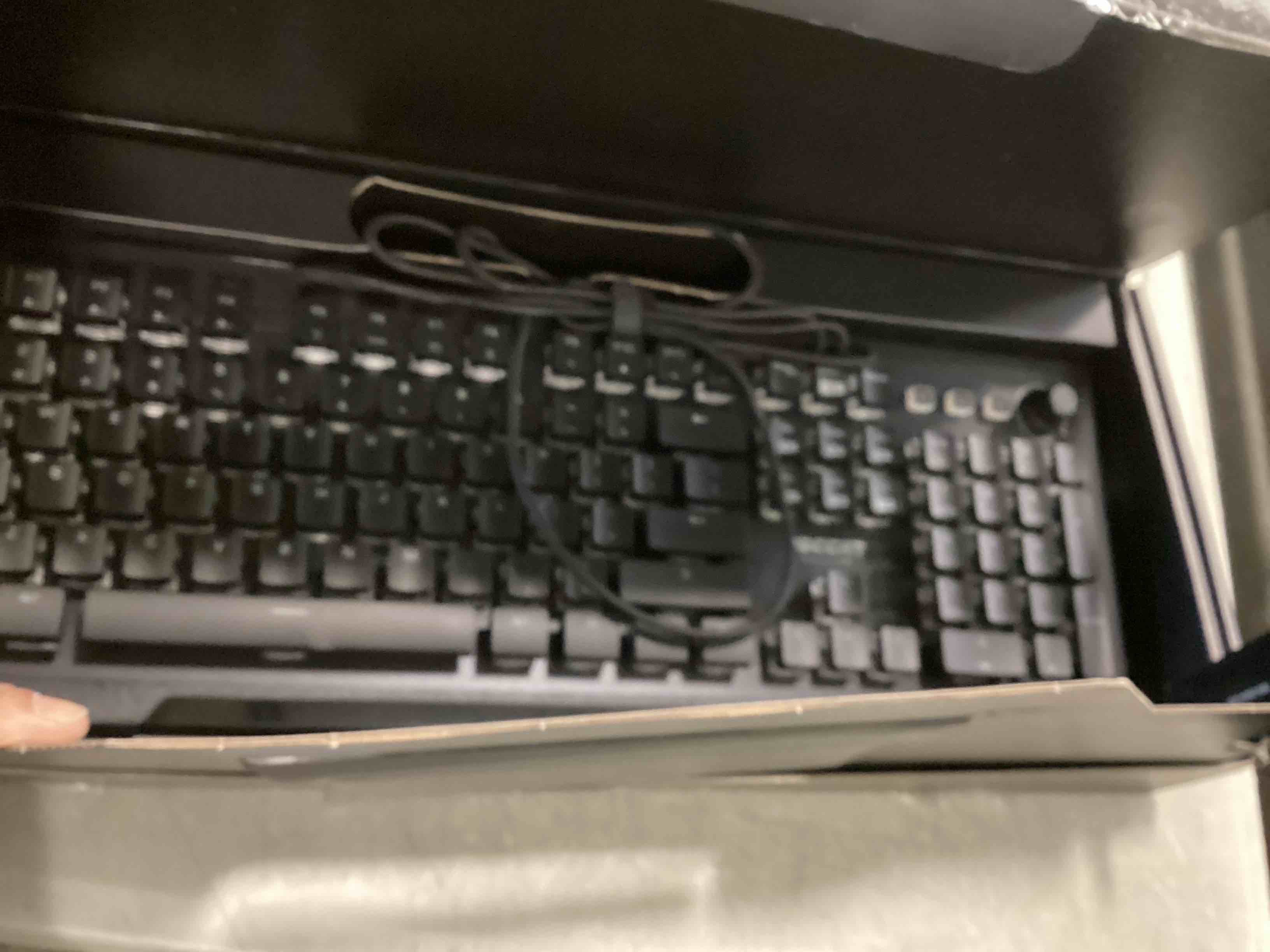 https://s3.amazonaws.com/lotting-images-prod/bidfta/YEL5683375_1707055355867.jpeg