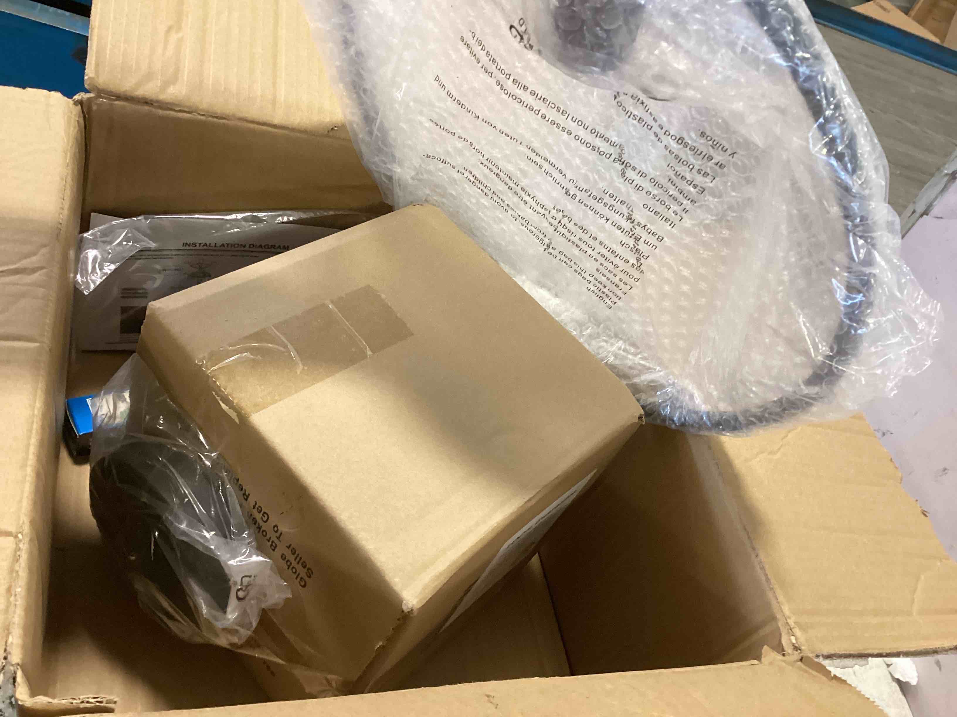 https://s3.amazonaws.com/lotting-images-prod/bidfta/YEL5683626_1707079138228.jpeg