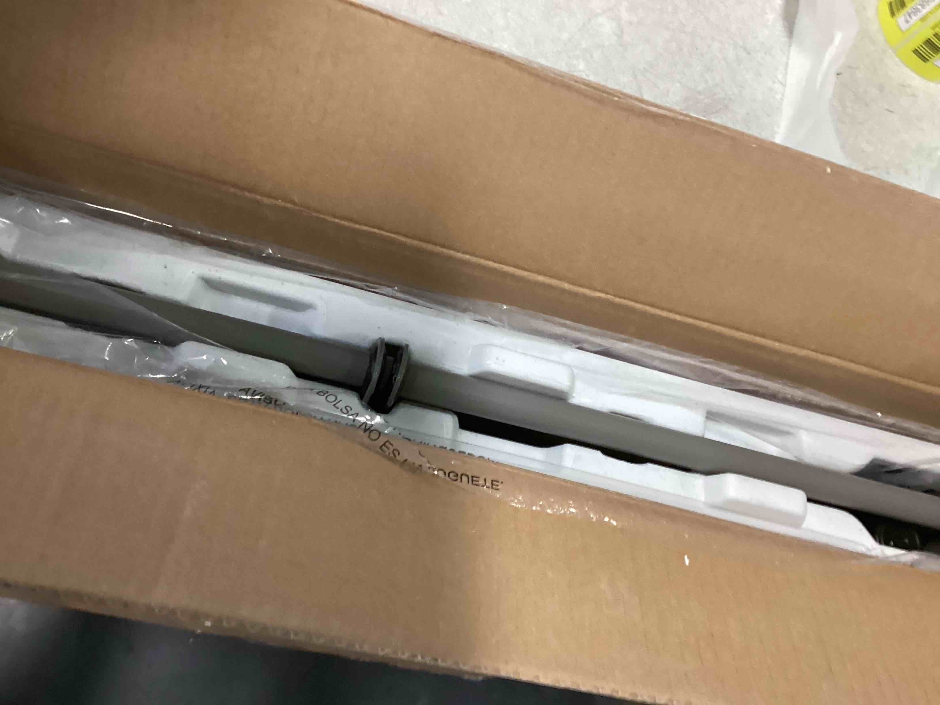 https://s3.amazonaws.com/lotting-images-prod/bidfta/YEL5683643_1707080181631.jpeg