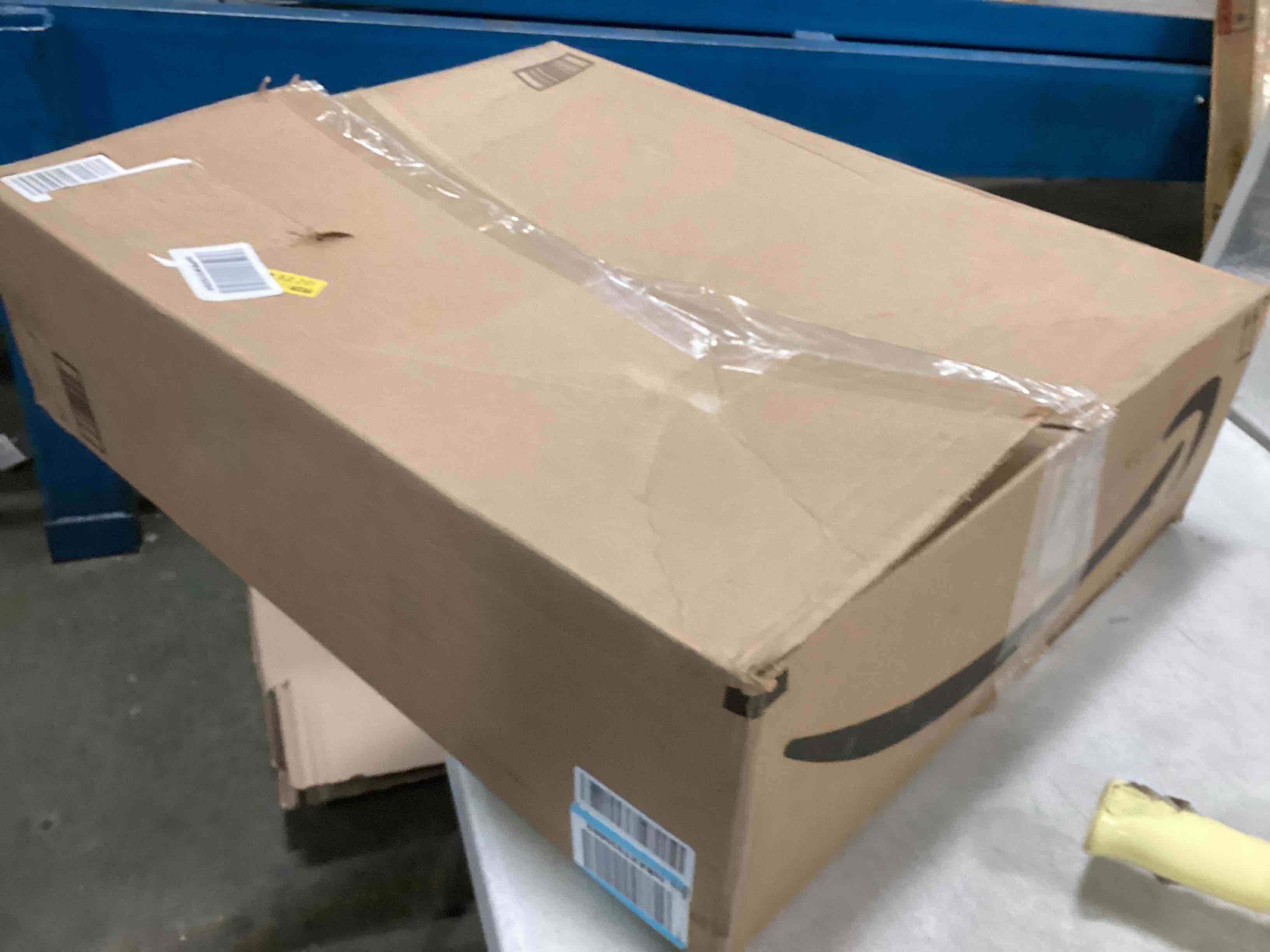 https://s3.amazonaws.com/lotting-images-prod/bidfta/YEL5684112_1707486817315.jpeg