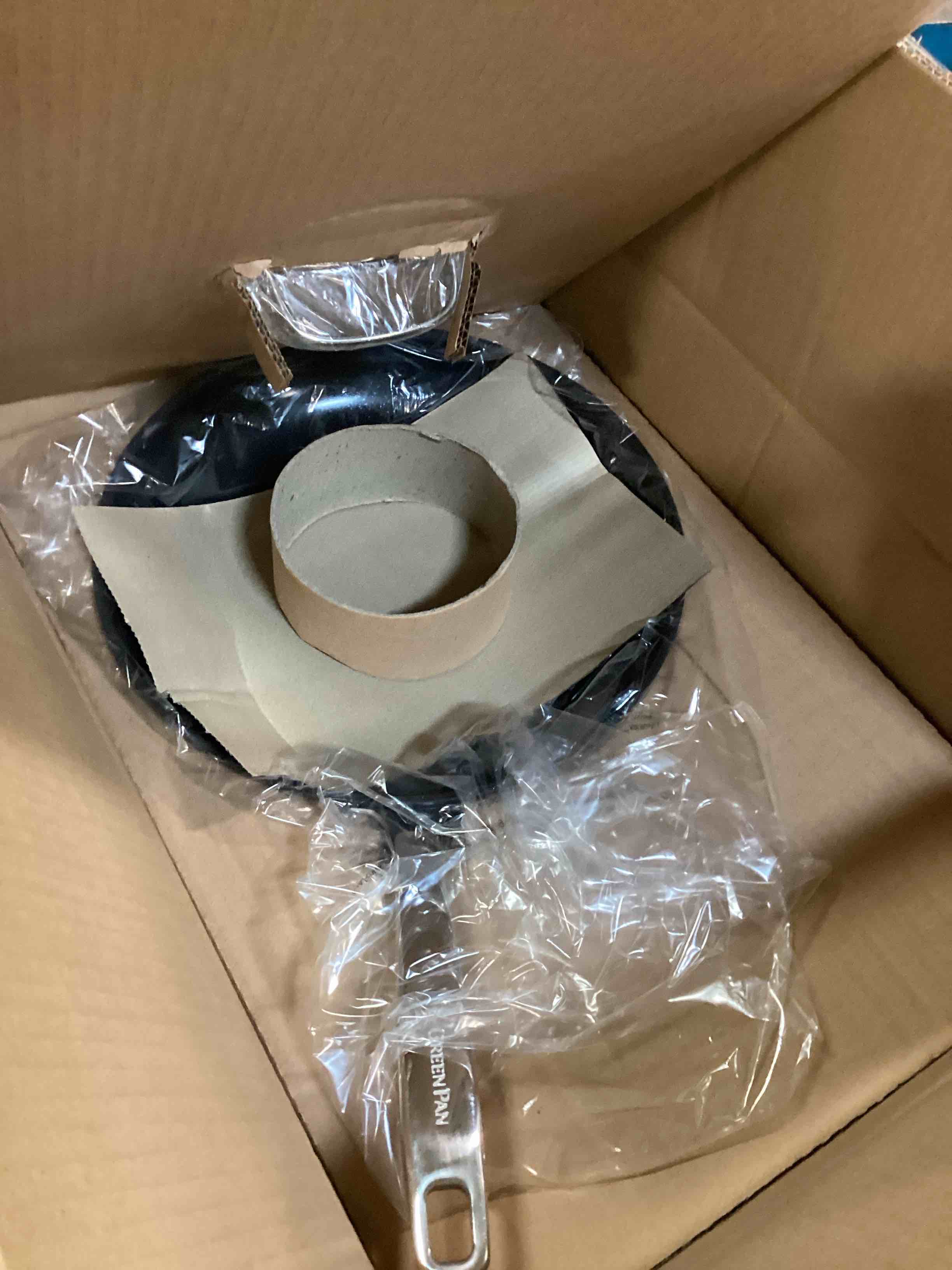 https://s3.amazonaws.com/lotting-images-prod/bidfta/YEL5684372_1707742144314.jpeg