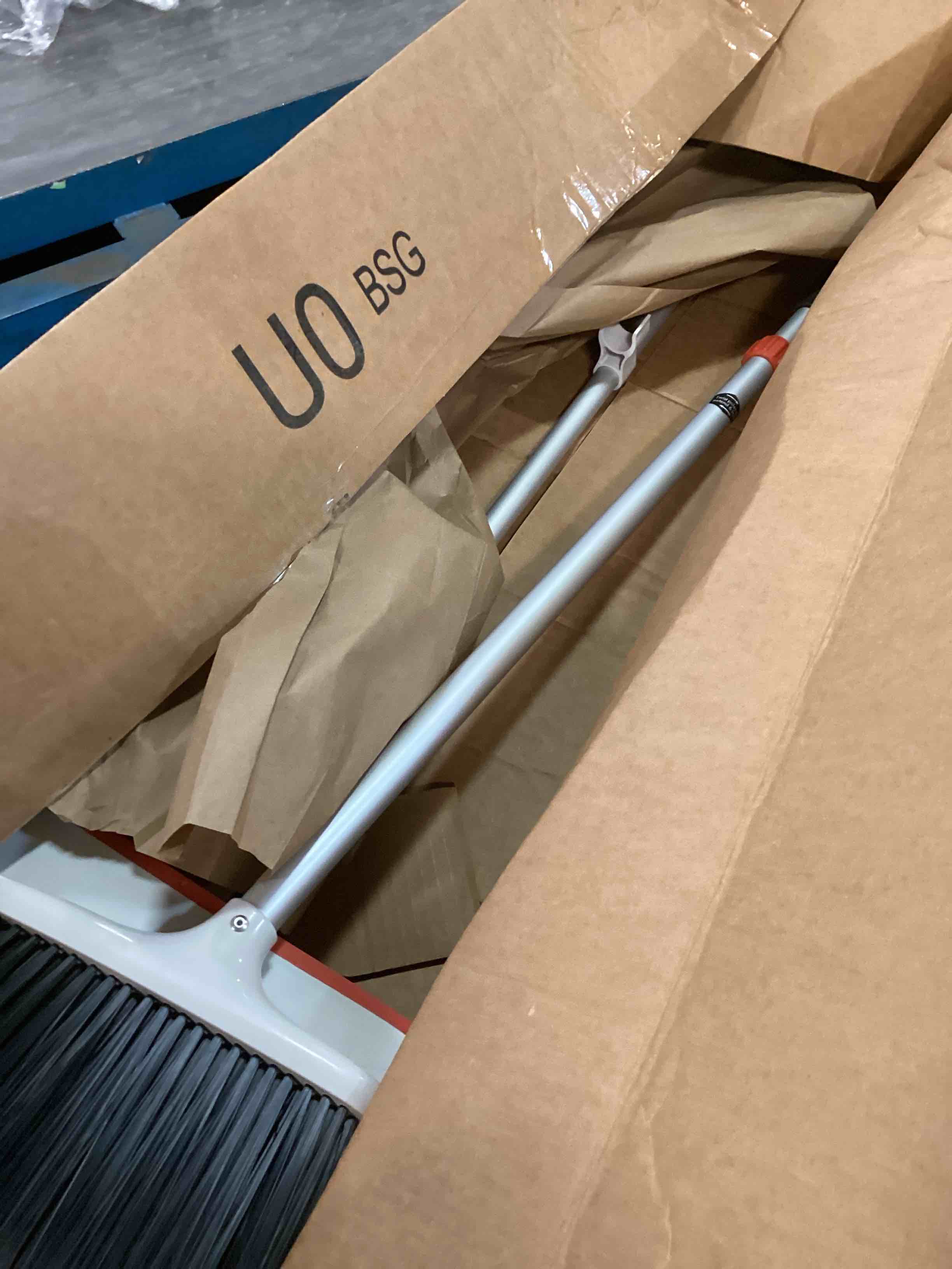 https://s3.amazonaws.com/lotting-images-prod/bidfta/YEL5685124_1707925554965.jpeg