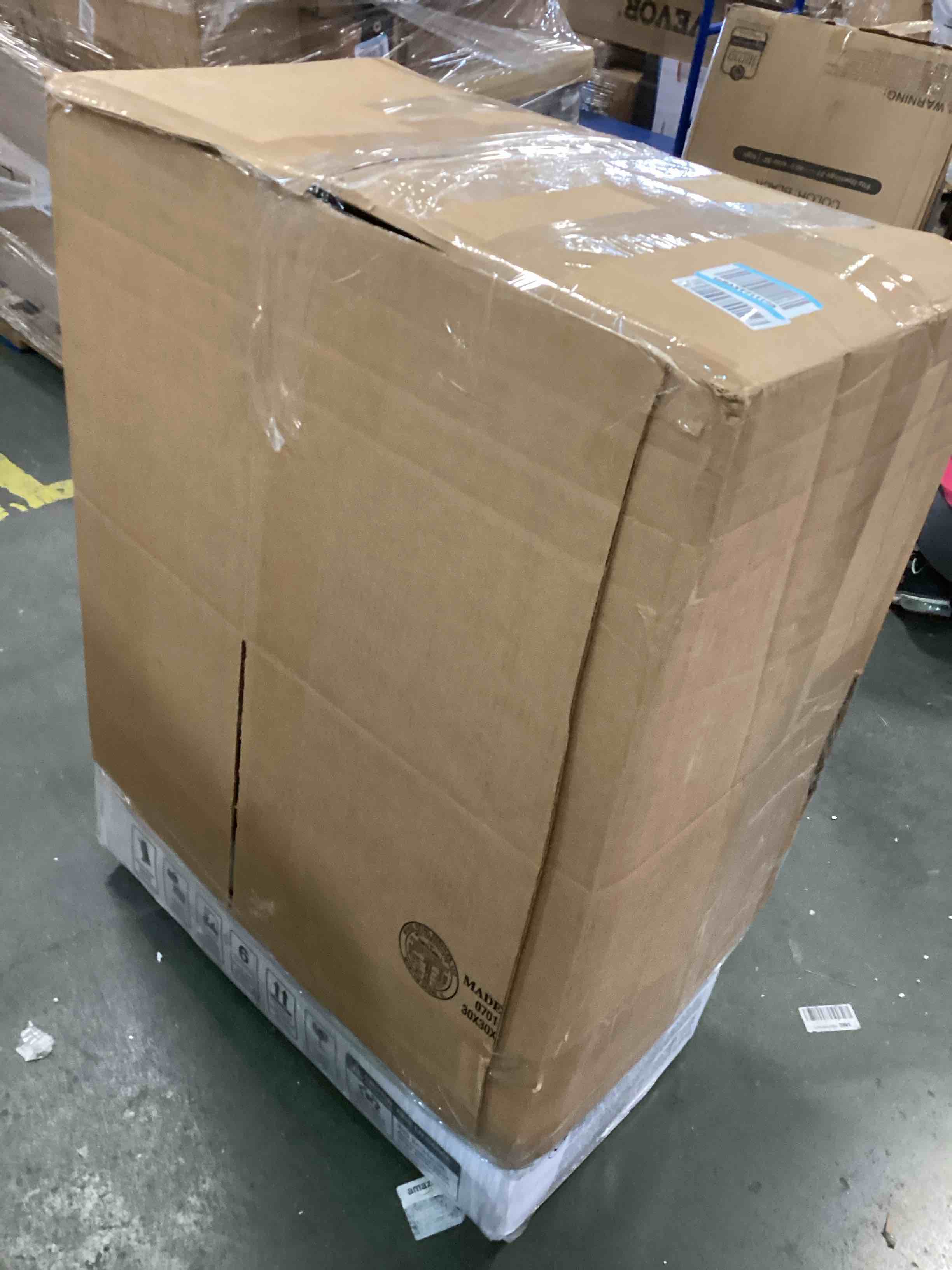 https://s3.amazonaws.com/lotting-images-prod/bidfta/YEL5685263_1707940654950.jpeg