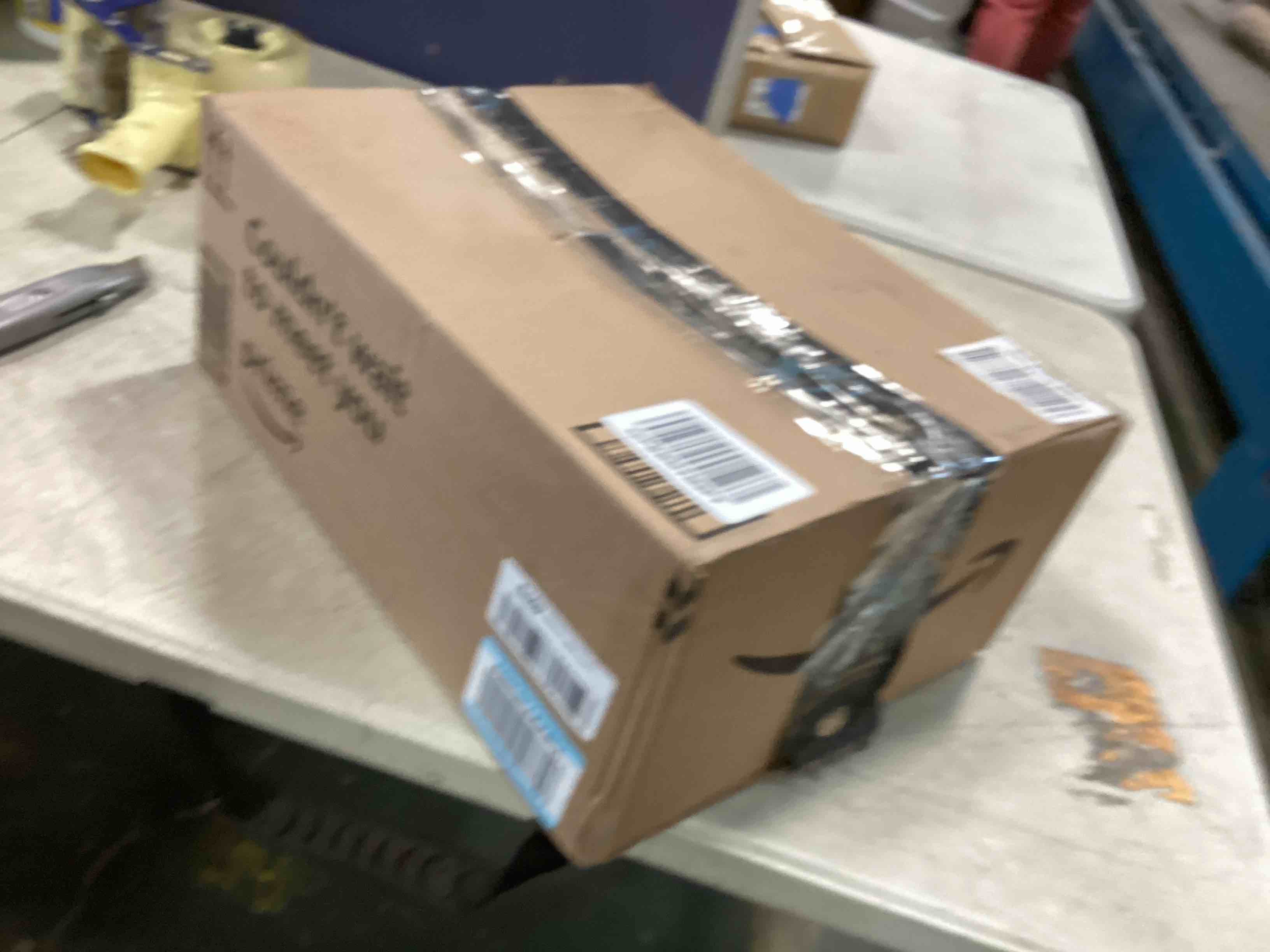 https://s3.amazonaws.com/lotting-images-prod/bidfta/YEL5685370_1708004530411.jpeg