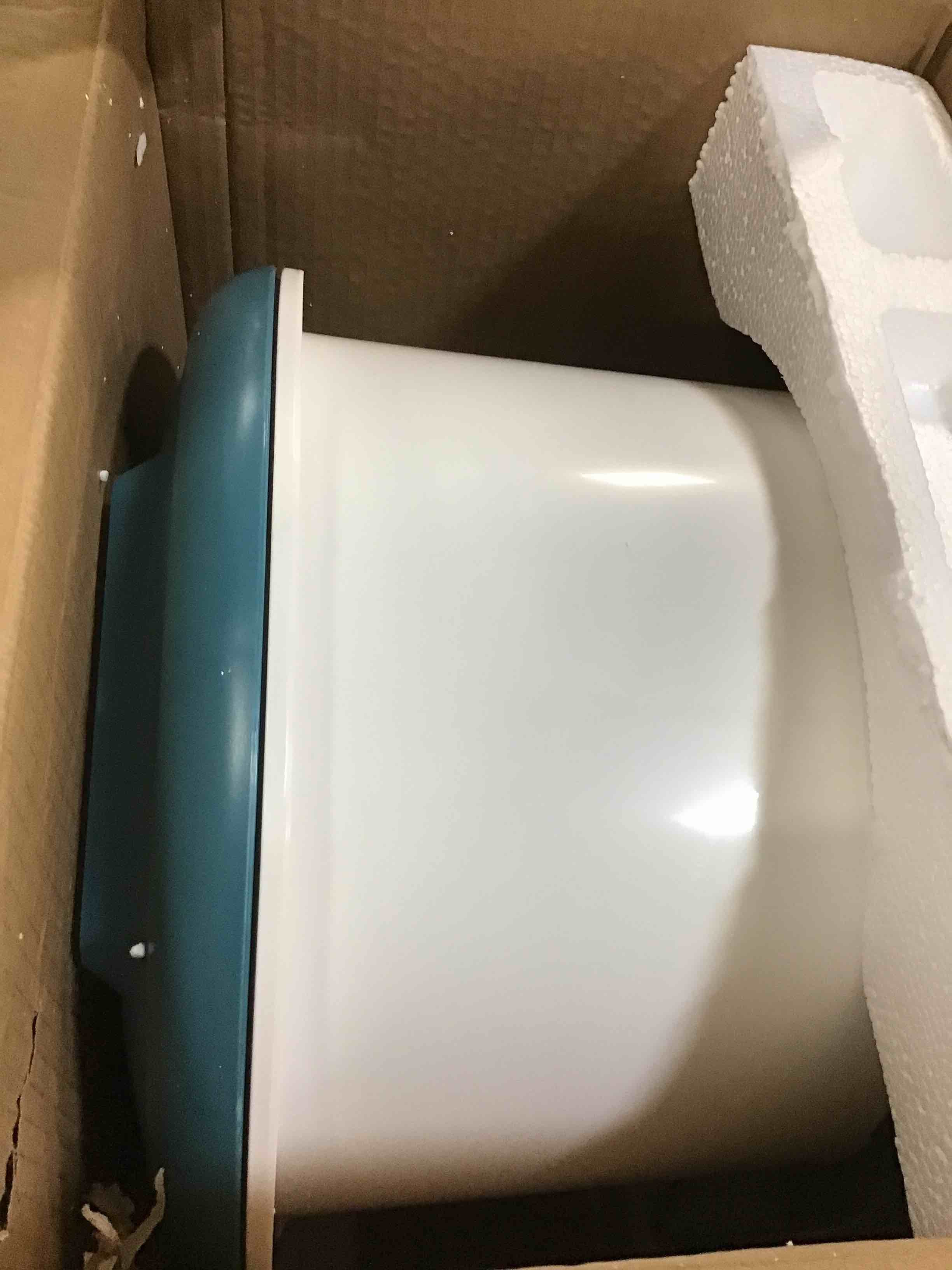 https://s3.amazonaws.com/lotting-images-prod/bidfta/YEL5685797_1706879605855.jpeg