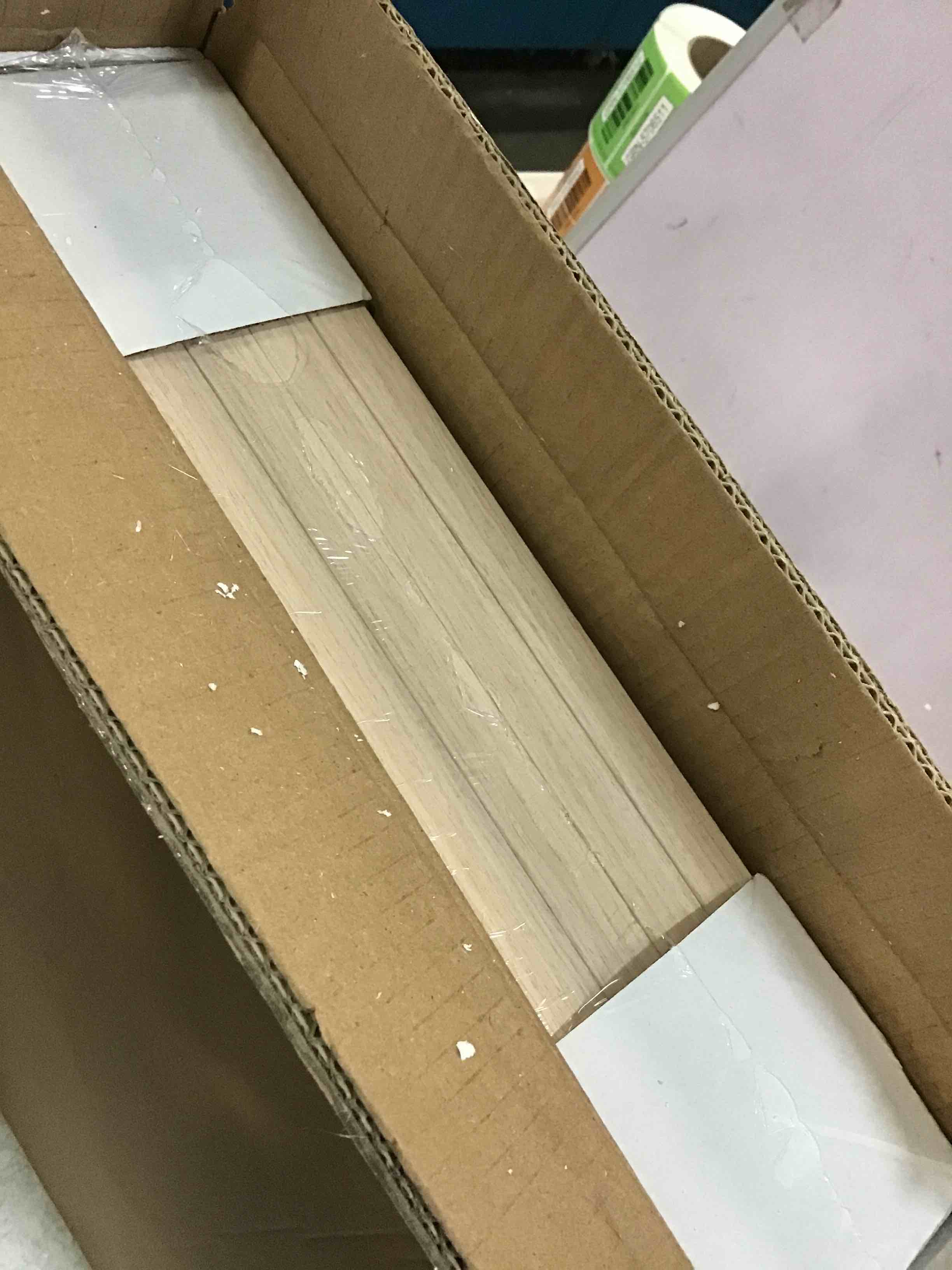 https://s3.amazonaws.com/lotting-images-prod/bidfta/YEL5686155_1706974512321.jpeg