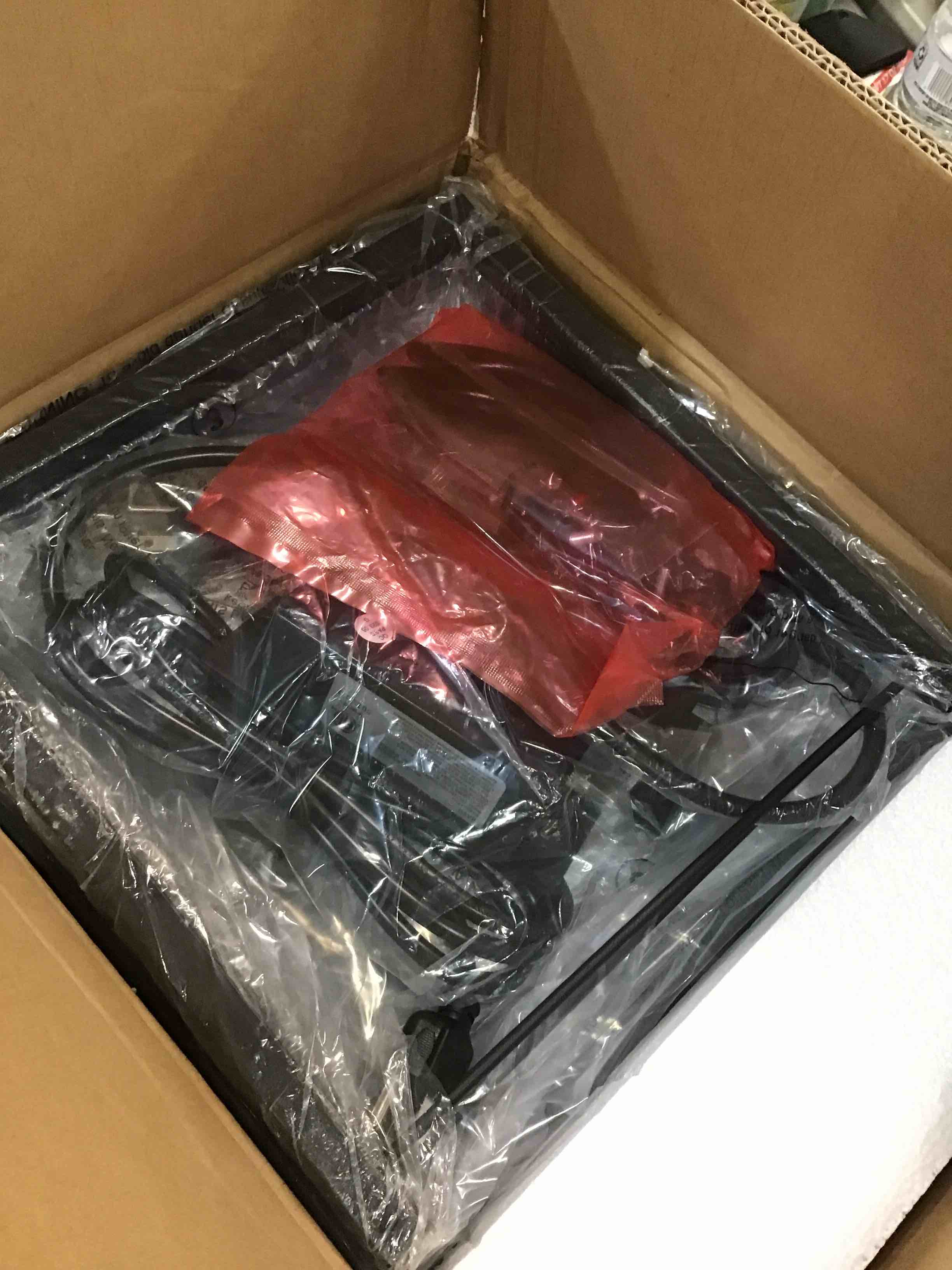 https://s3.amazonaws.com/lotting-images-prod/bidfta/YEL5686646_1707227712265.jpeg