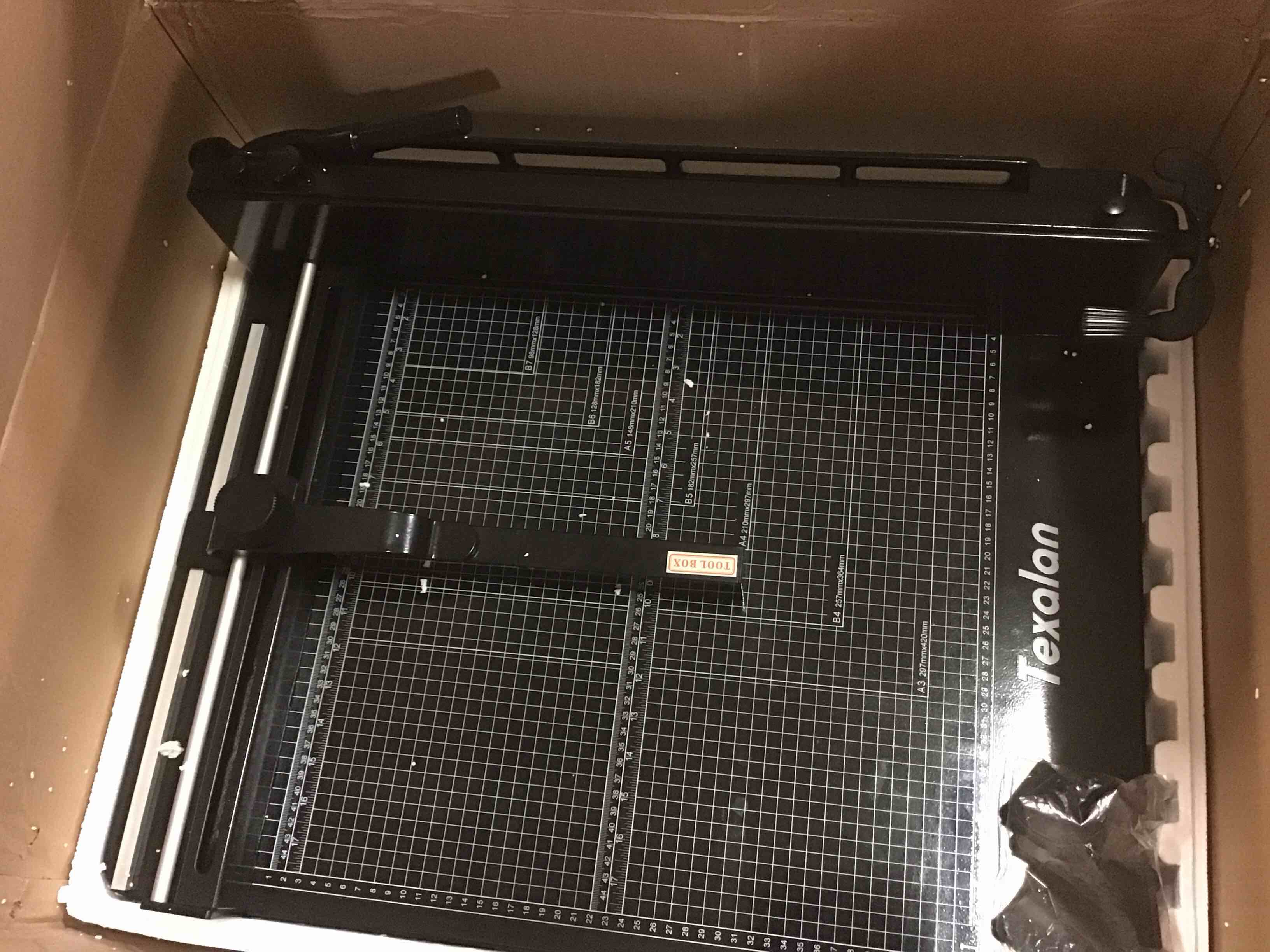 https://s3.amazonaws.com/lotting-images-prod/bidfta/YEL5687532_1706992602032.jpeg