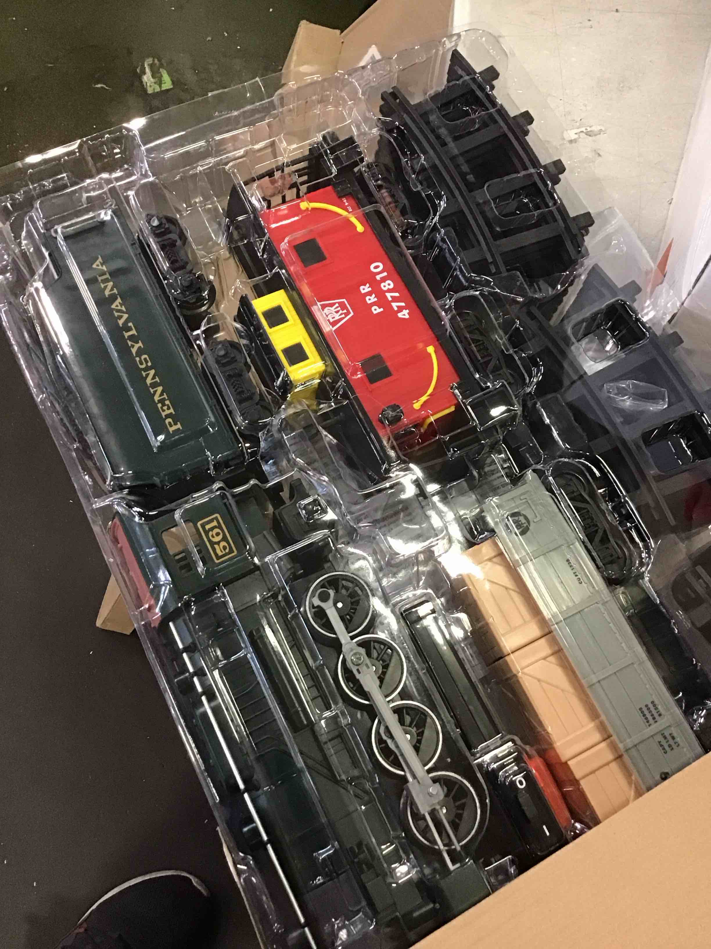 https://s3.amazonaws.com/lotting-images-prod/bidfta/YEL5687738_1707162545297.jpeg